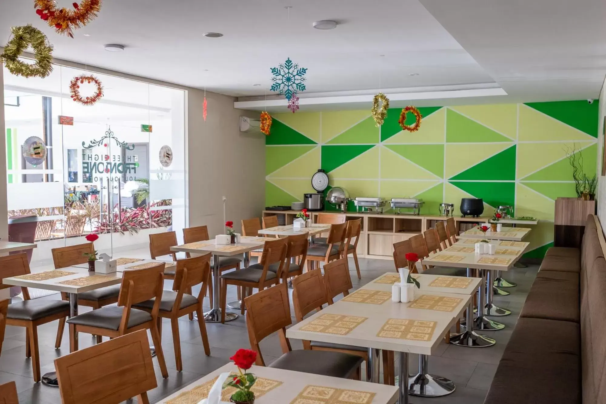 Restaurant/places to eat in Three Eight Front One Boutique Batu Malang Restaurant/places to eat in Three Eight Front One Boutique Batu Malang