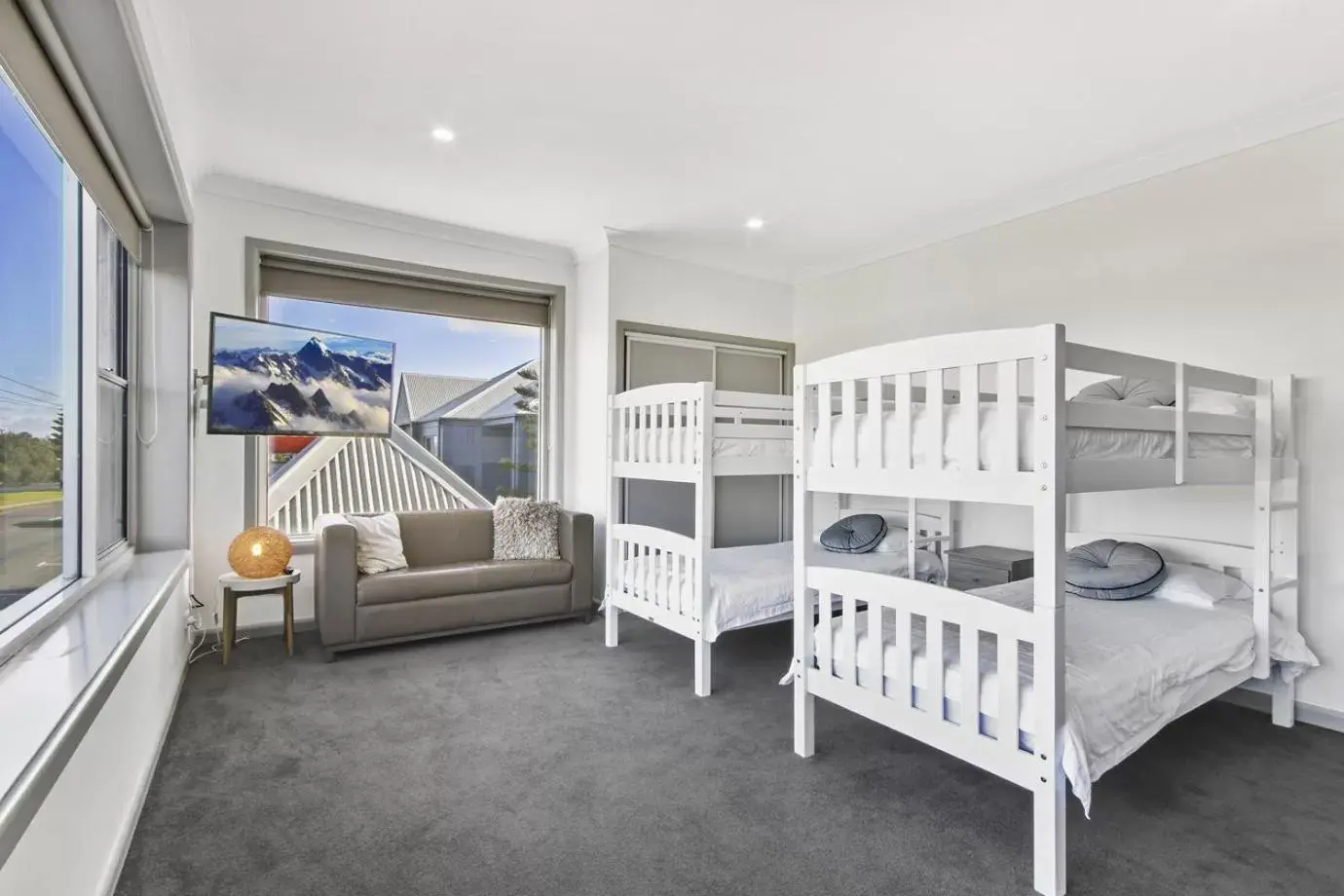 Bedroom, Bunk Bed in Bellevue On The Lakes