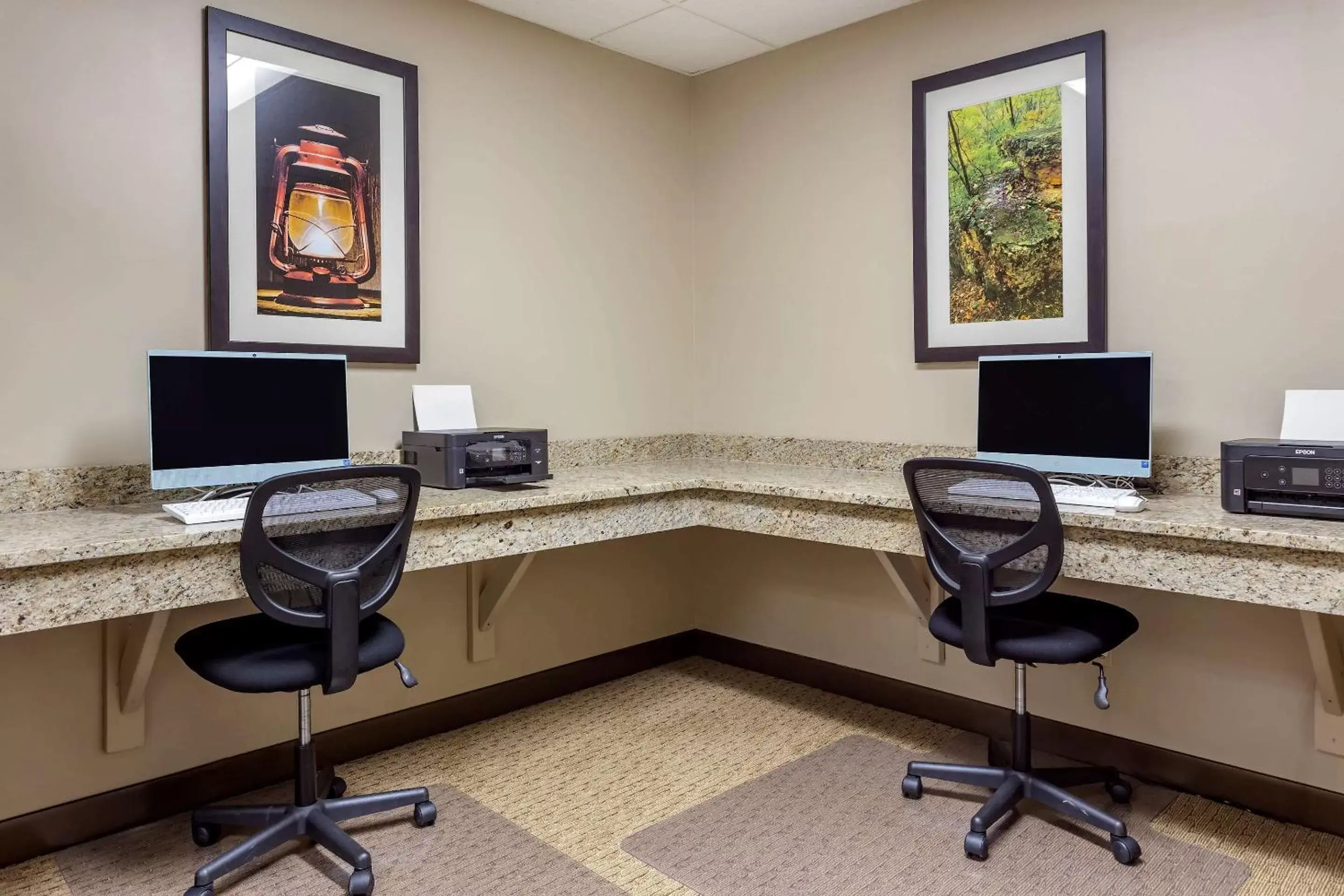 On site, Business Area/Conference Room in Comfort Inn & Suites Rochelle