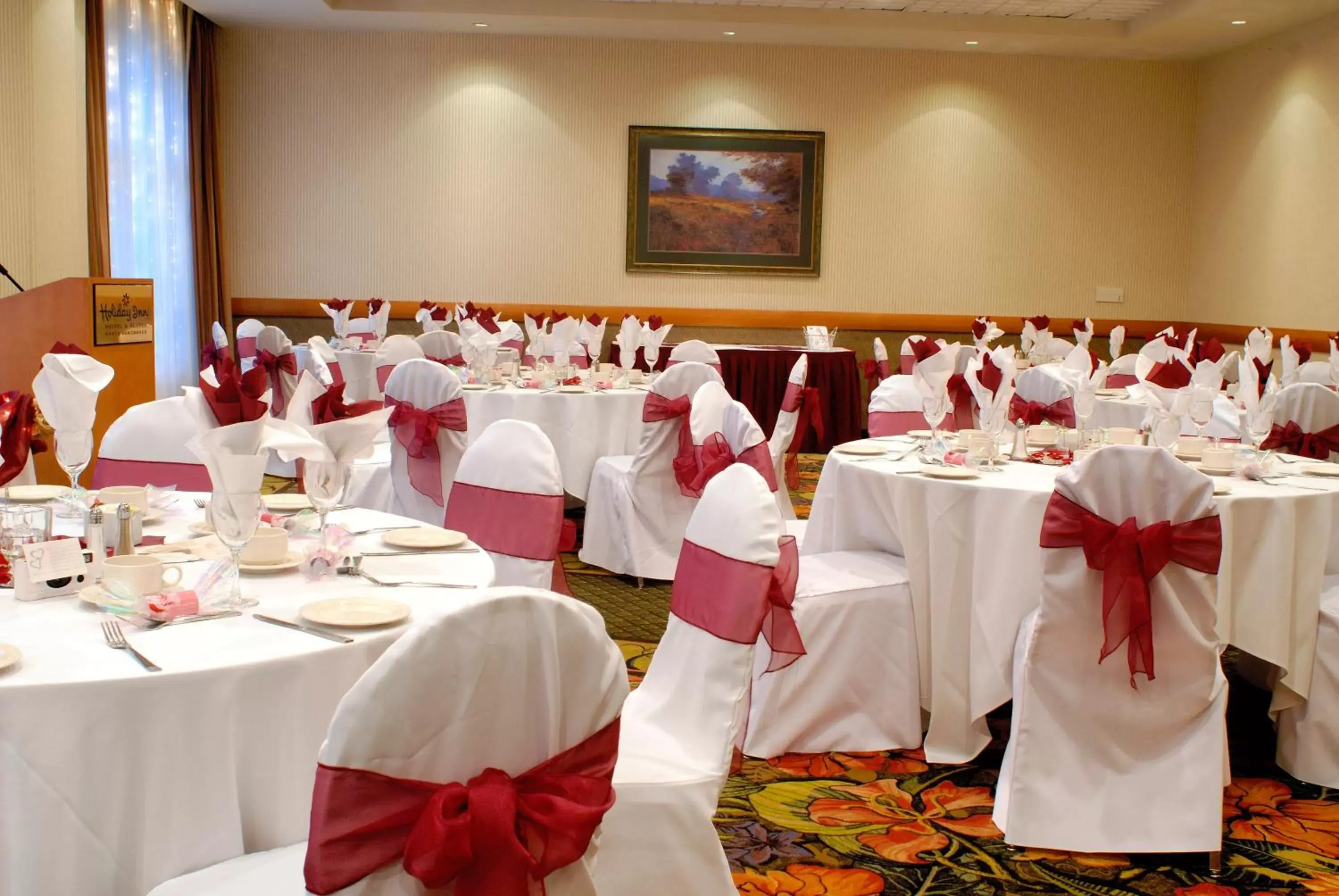 Banquet/Function facilities, Banquet Facilities in Holiday Inn & Suites North Vancouver, an IHG Hotel