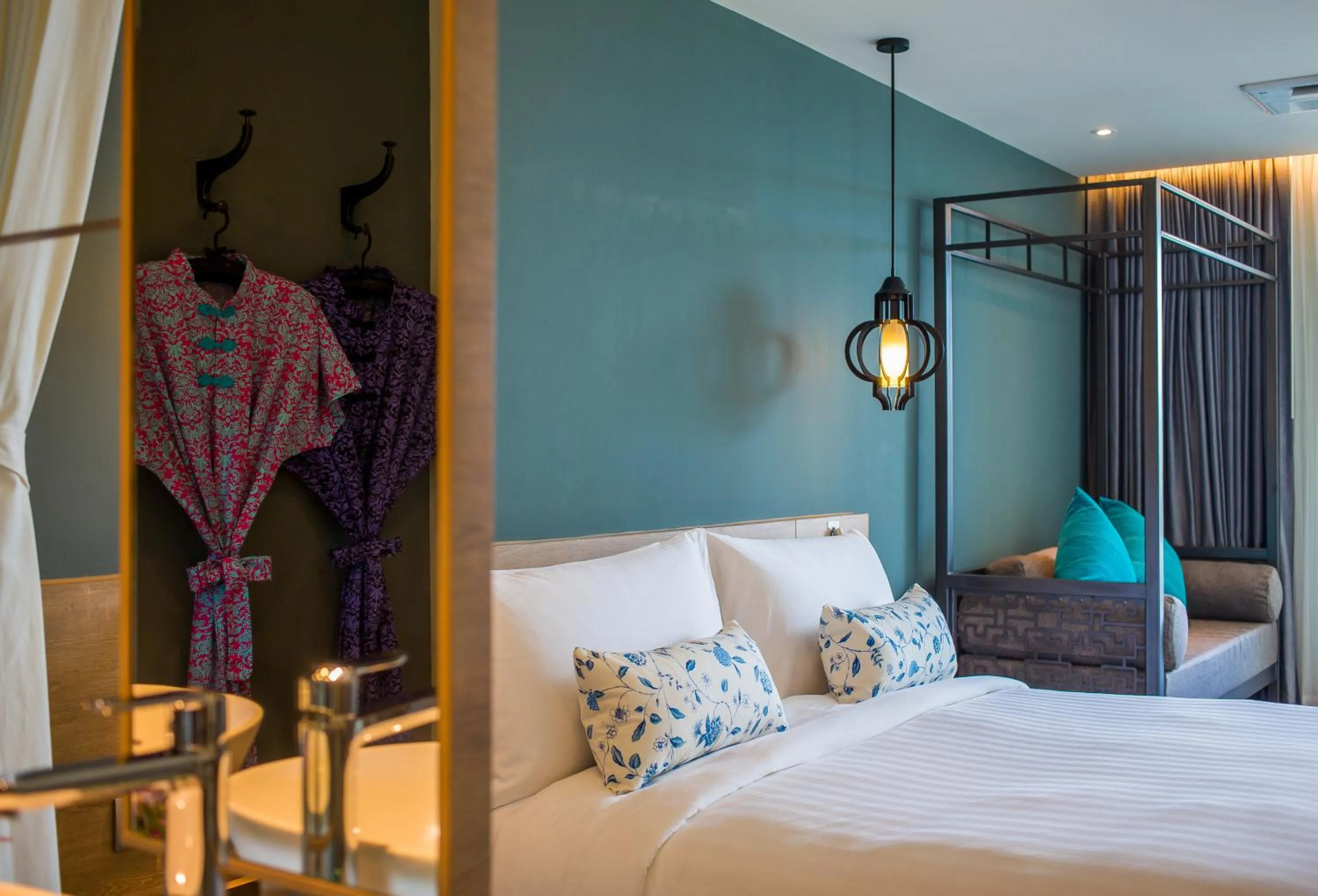 Bedroom, Bed in MAI HOUSE Patong Hill