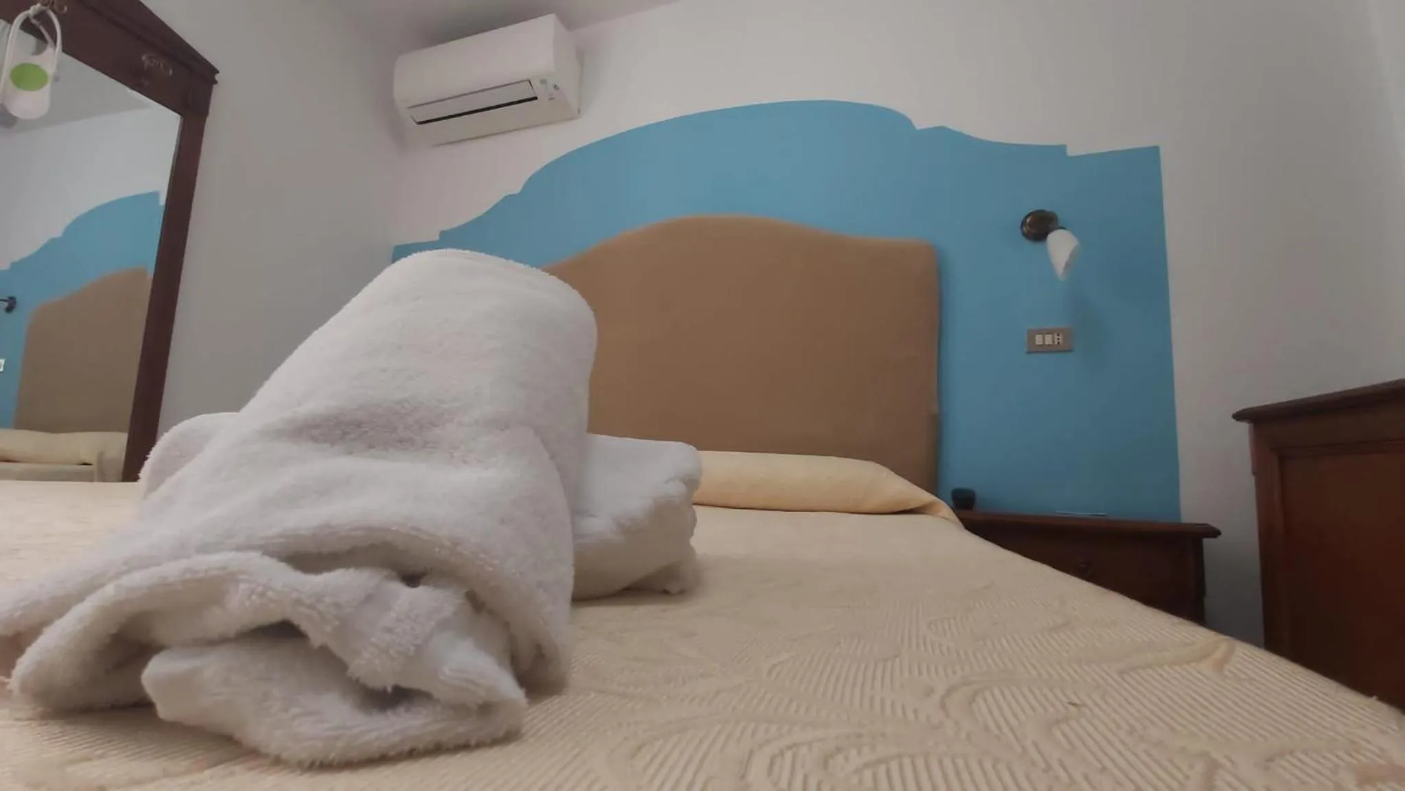 Bedroom in Hotel Amalfi