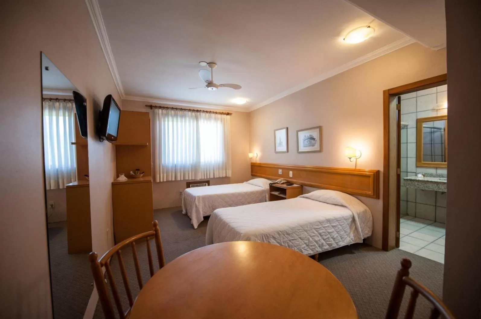 Photo of the whole room, Bed in Farina Park Hotel