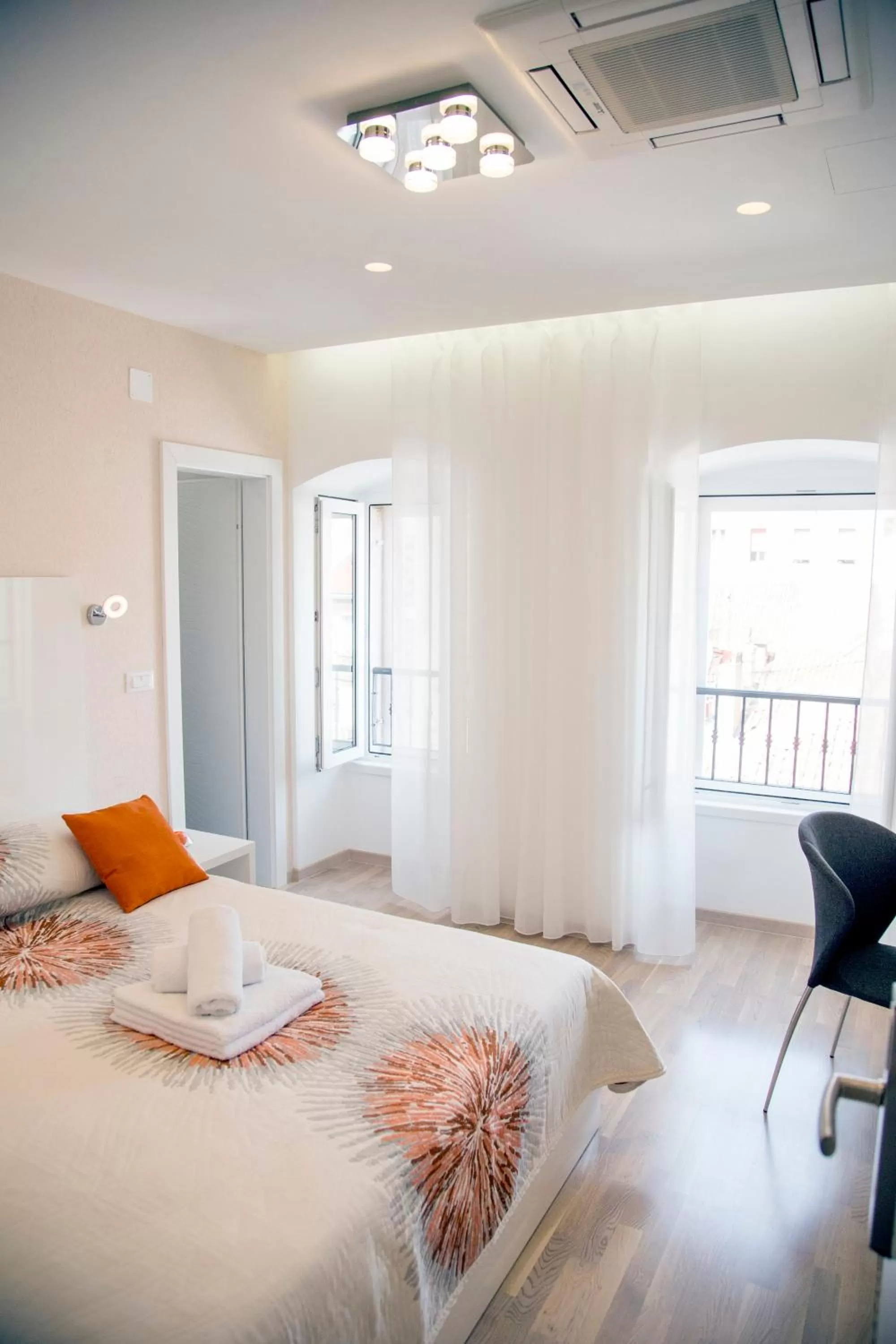 View (from property/room), Bed in Luxury rooms Skystar-Split