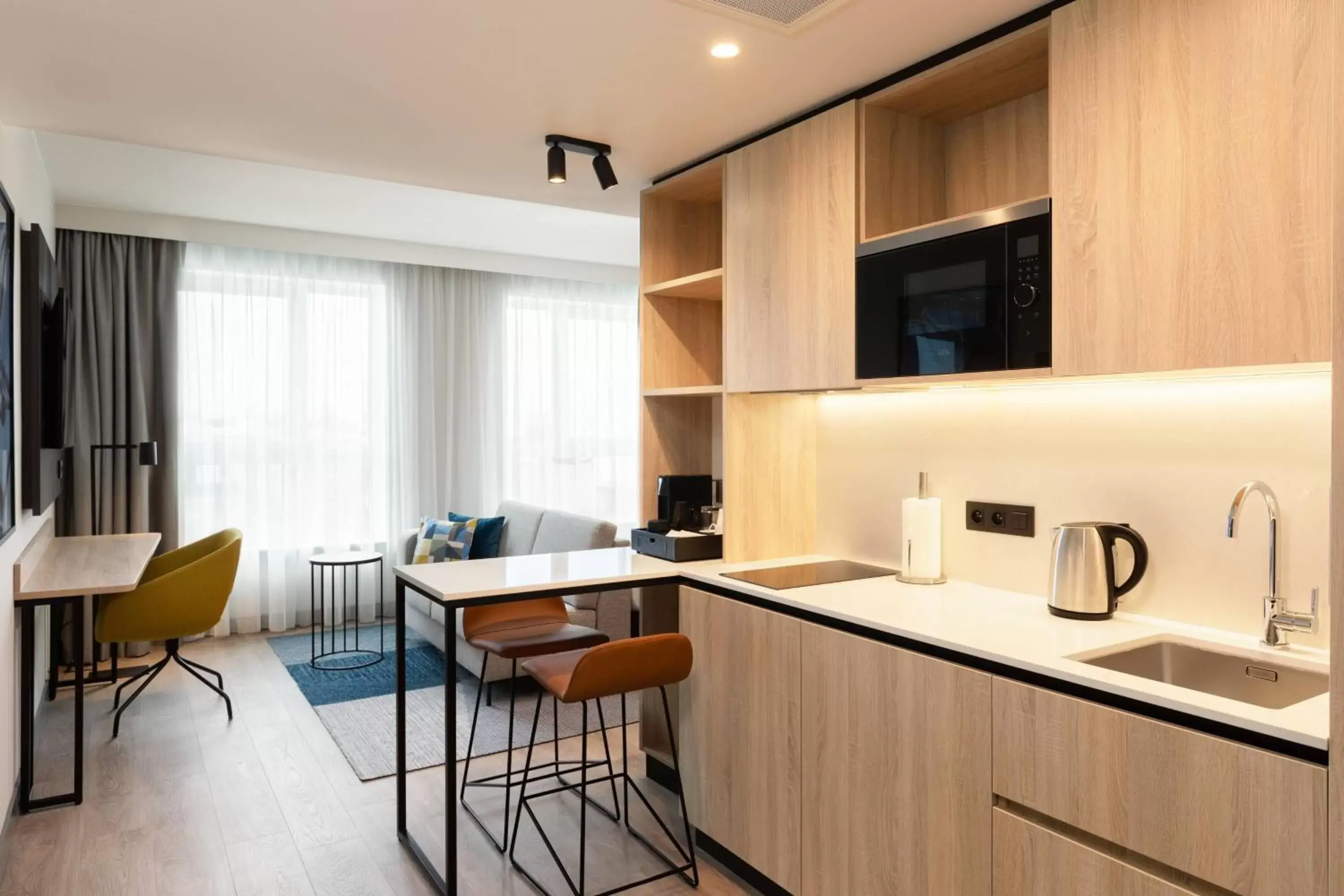 Photo of the whole room, Kitchen/Kitchenette in Residence Inn by Marriott Brussels Airport