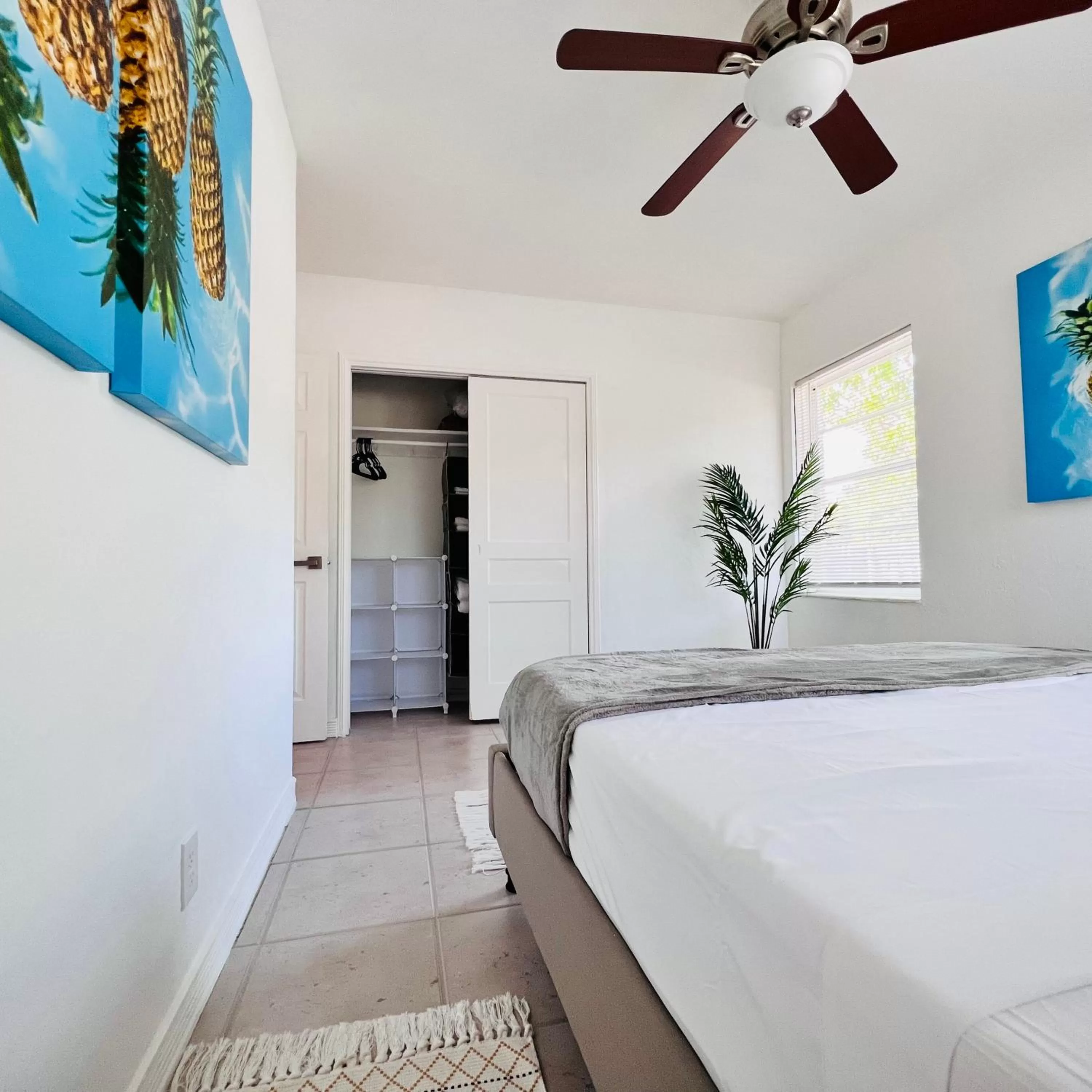 Bedroom, Bed in CocoBay 2BR Condos Near Beach, Galleria Mall, Wilton Manors, Cruise Port