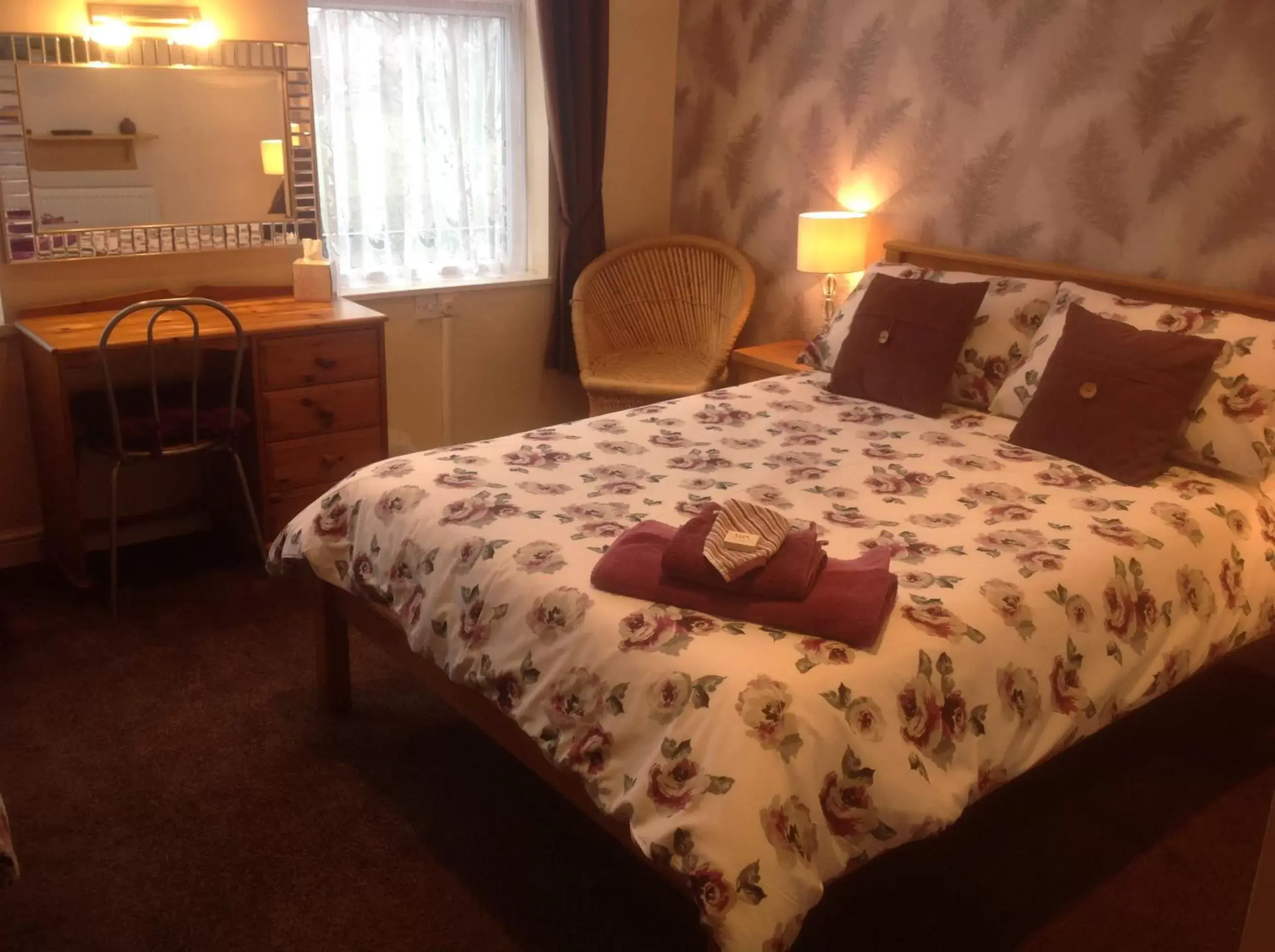 Photo of the whole room, Bed in Cleasewood Guest House