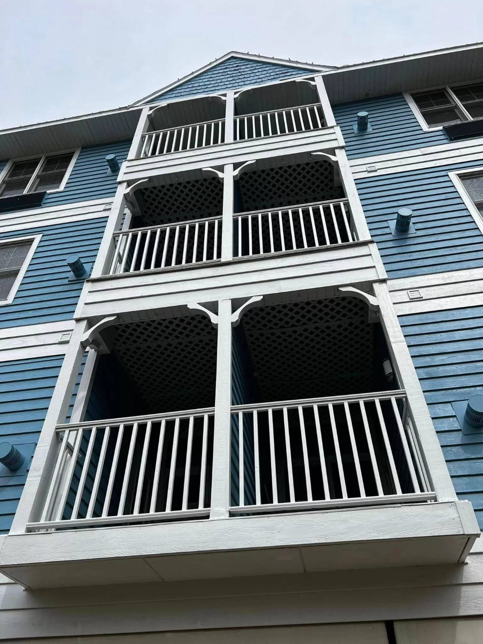 Property Building in Mill Creek Hotel