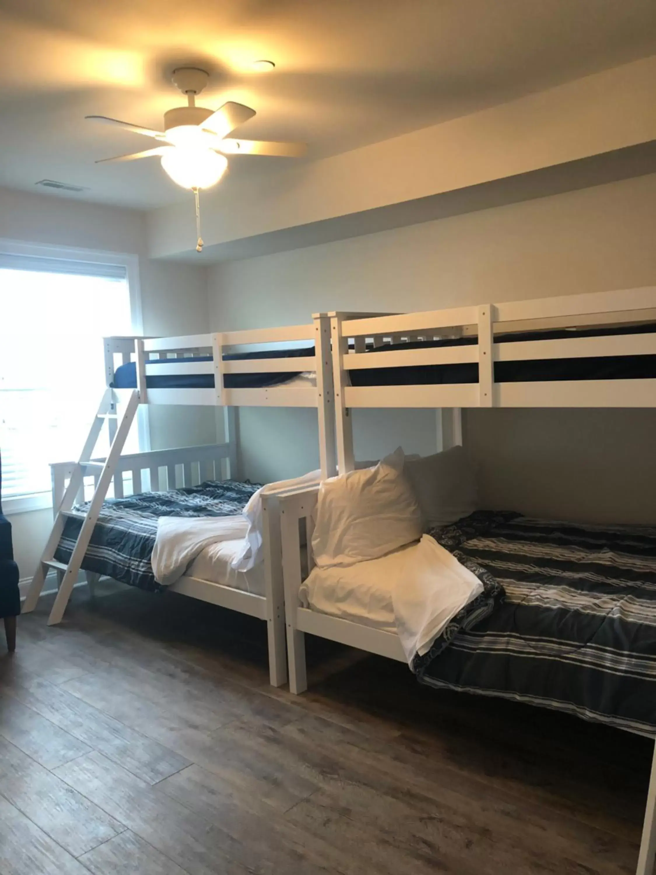 Bunk Bed in Ocean Manor 1100 Inn