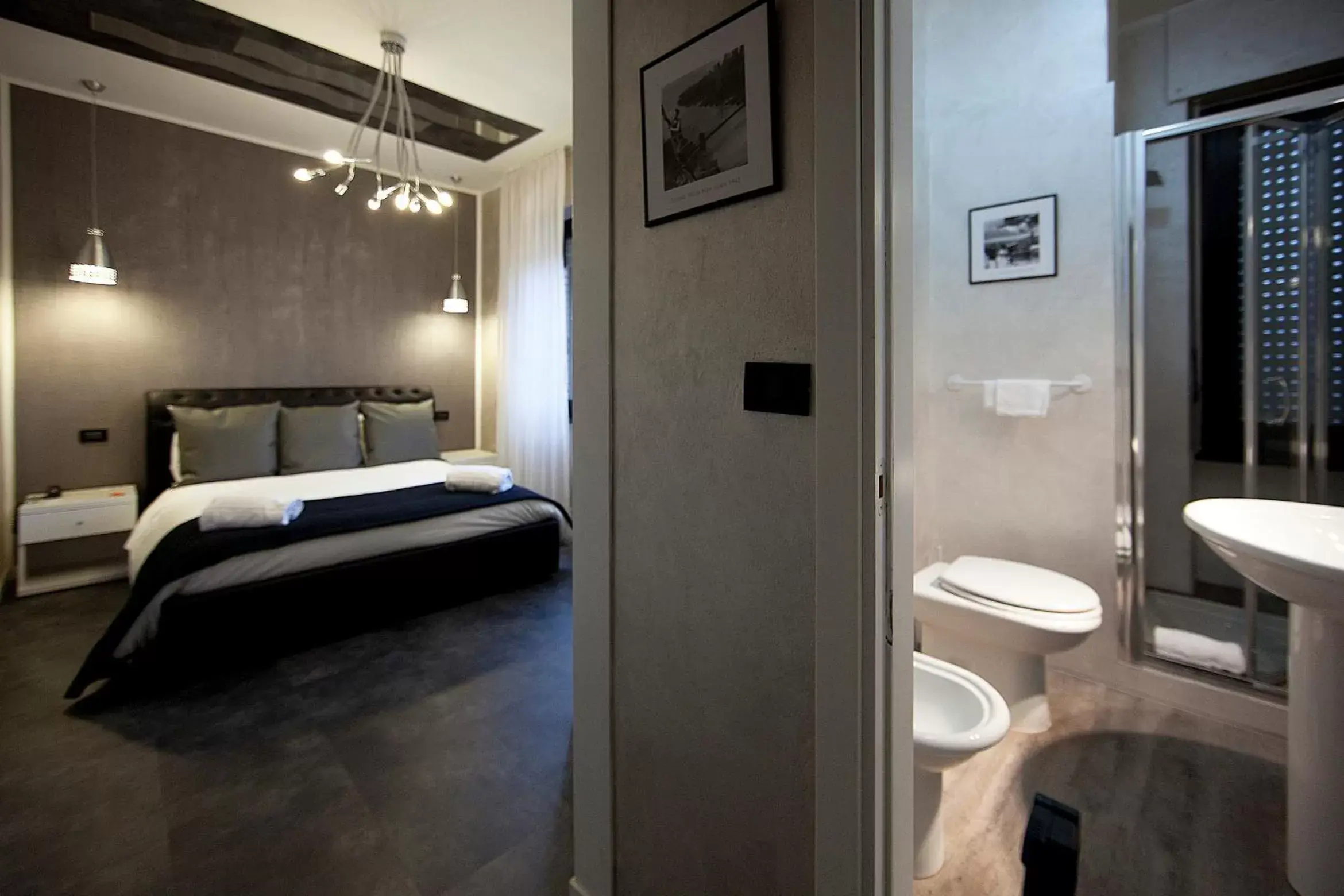 Photo of the whole room, Bathroom in Piccolo Hotel Allamano