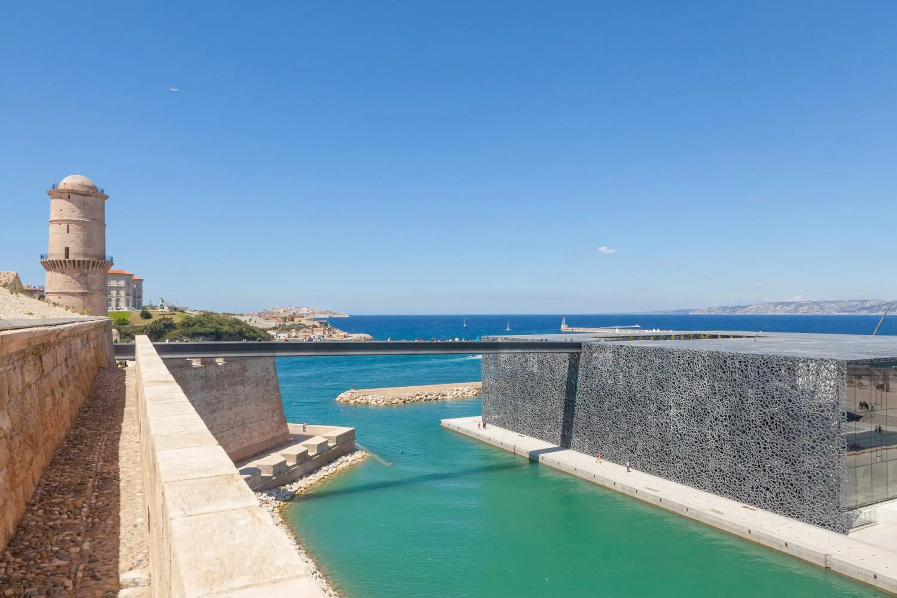 Area and facilities, Pool View in Europe Hotel Vieux Port