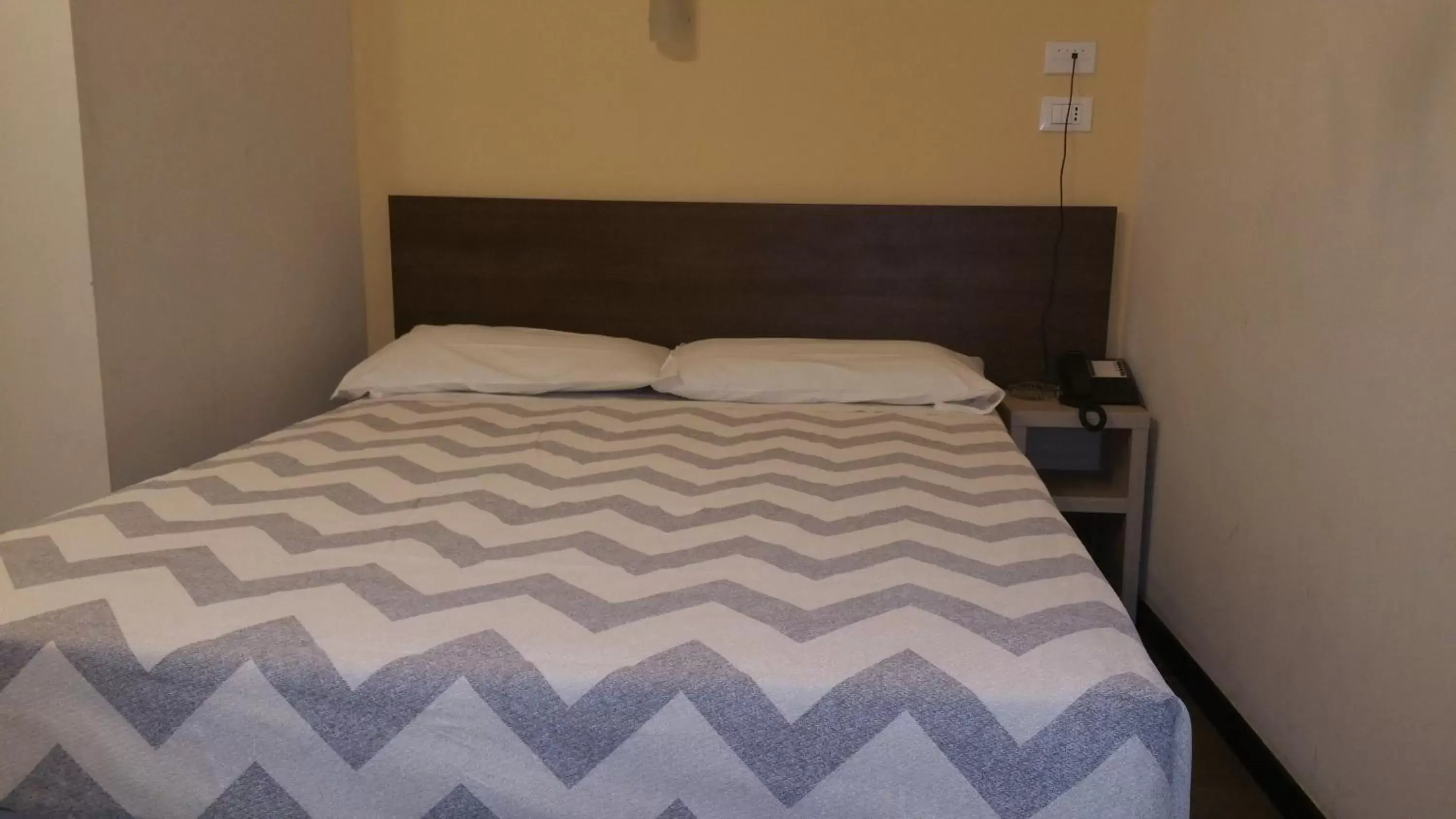 Photo of the whole room, Bed in Hotel Tommaseo Photo of the whole room, Bed in Hotel Tommaseo