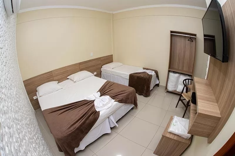 Bed in Aeroporto Plaza Hotel