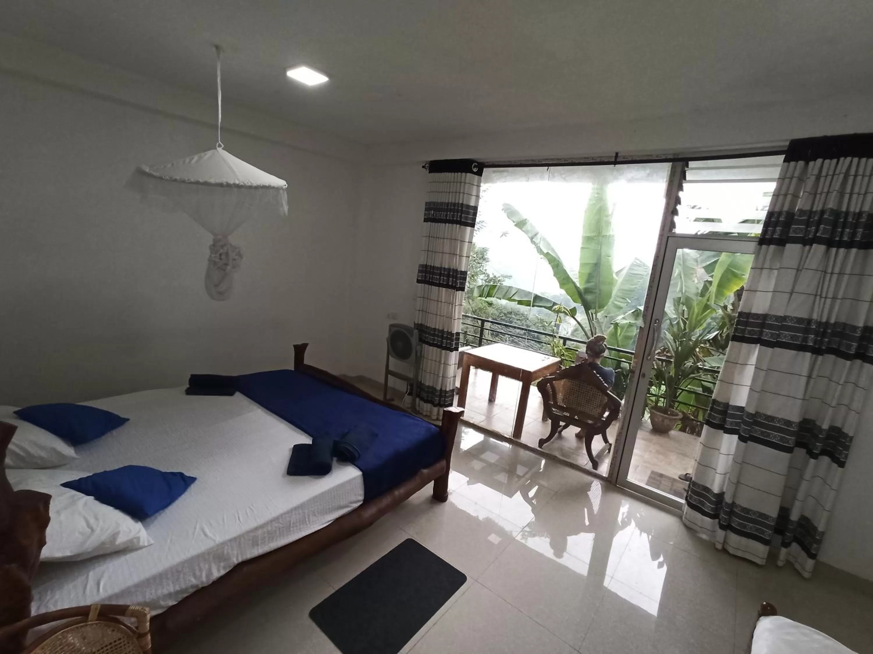 Bed in Ella Lucky Panoramic