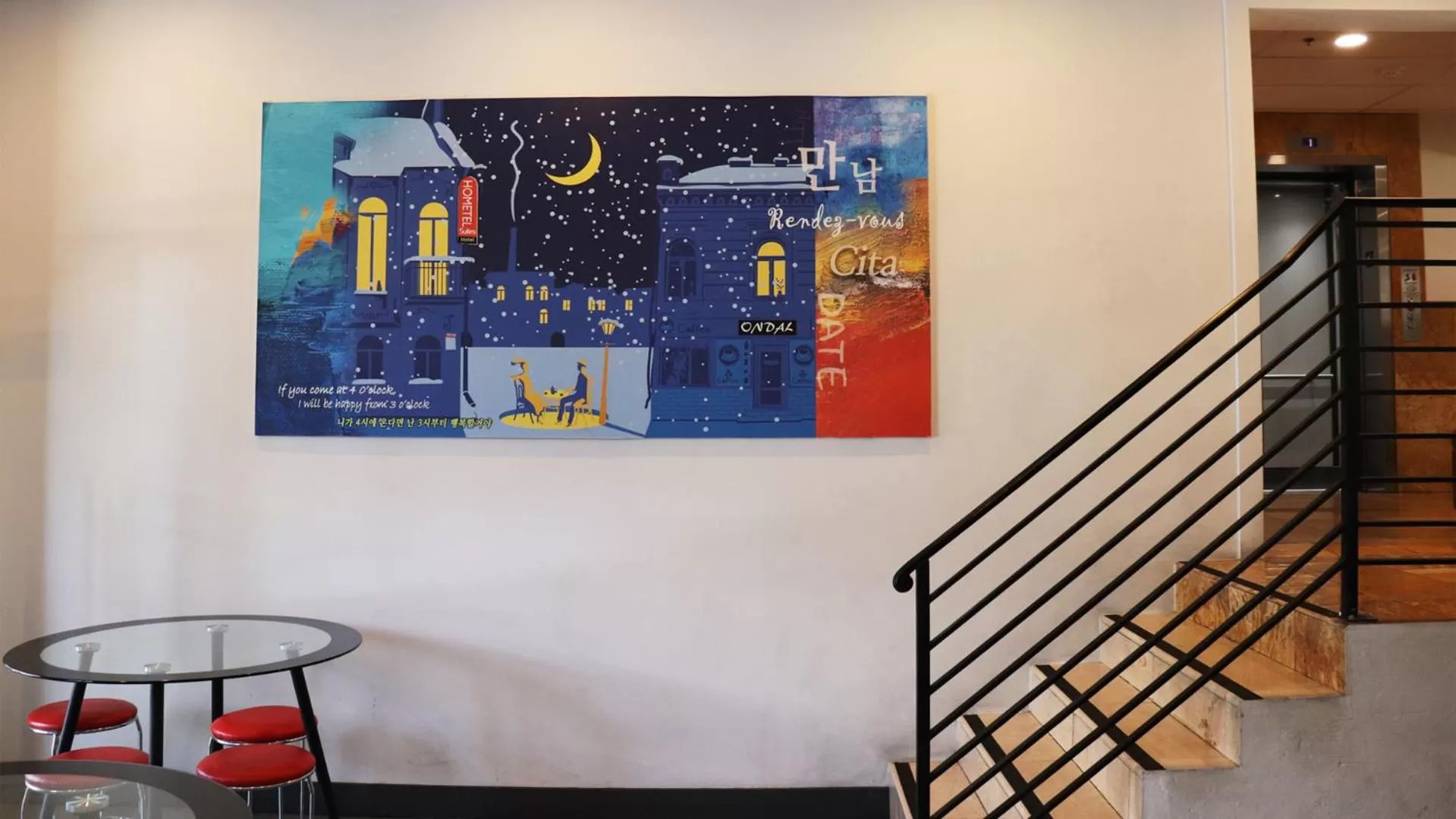 Coffee/tea facilities in Hometel Suites