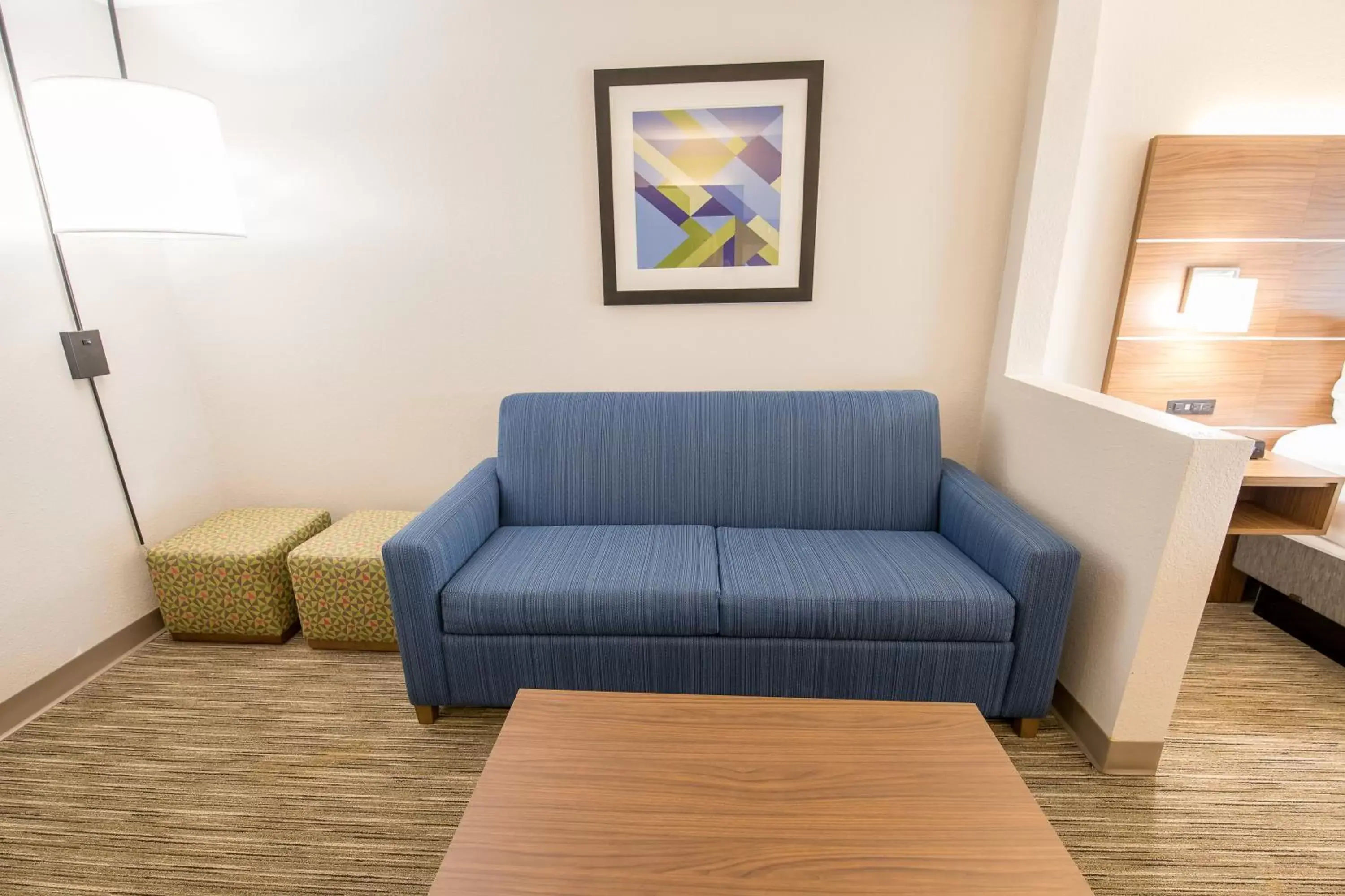 Photo of the whole room, Seating Area in Holiday Inn Express Atlanta-Stone Mountain, an IHG Hotel