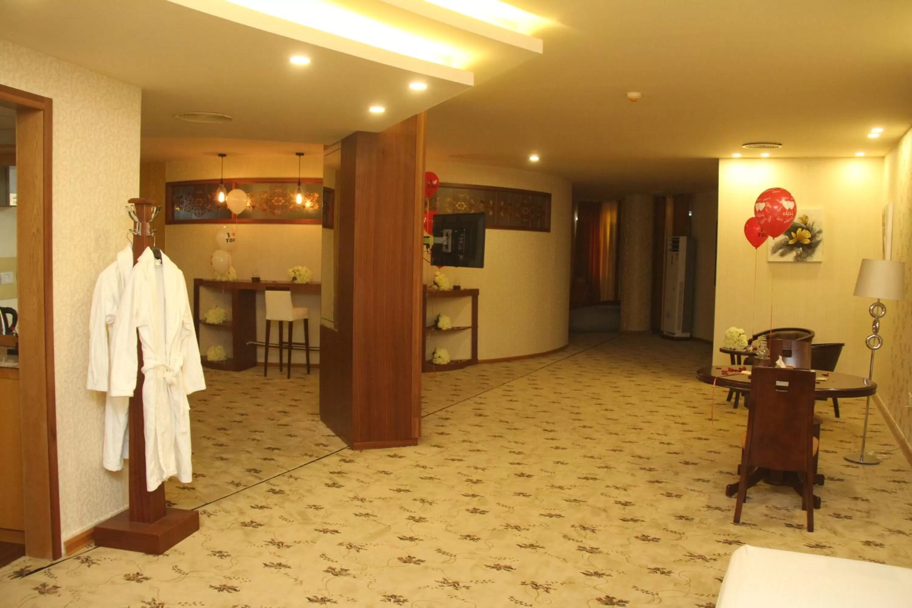 Dining area in Saleem Afandi Hotel