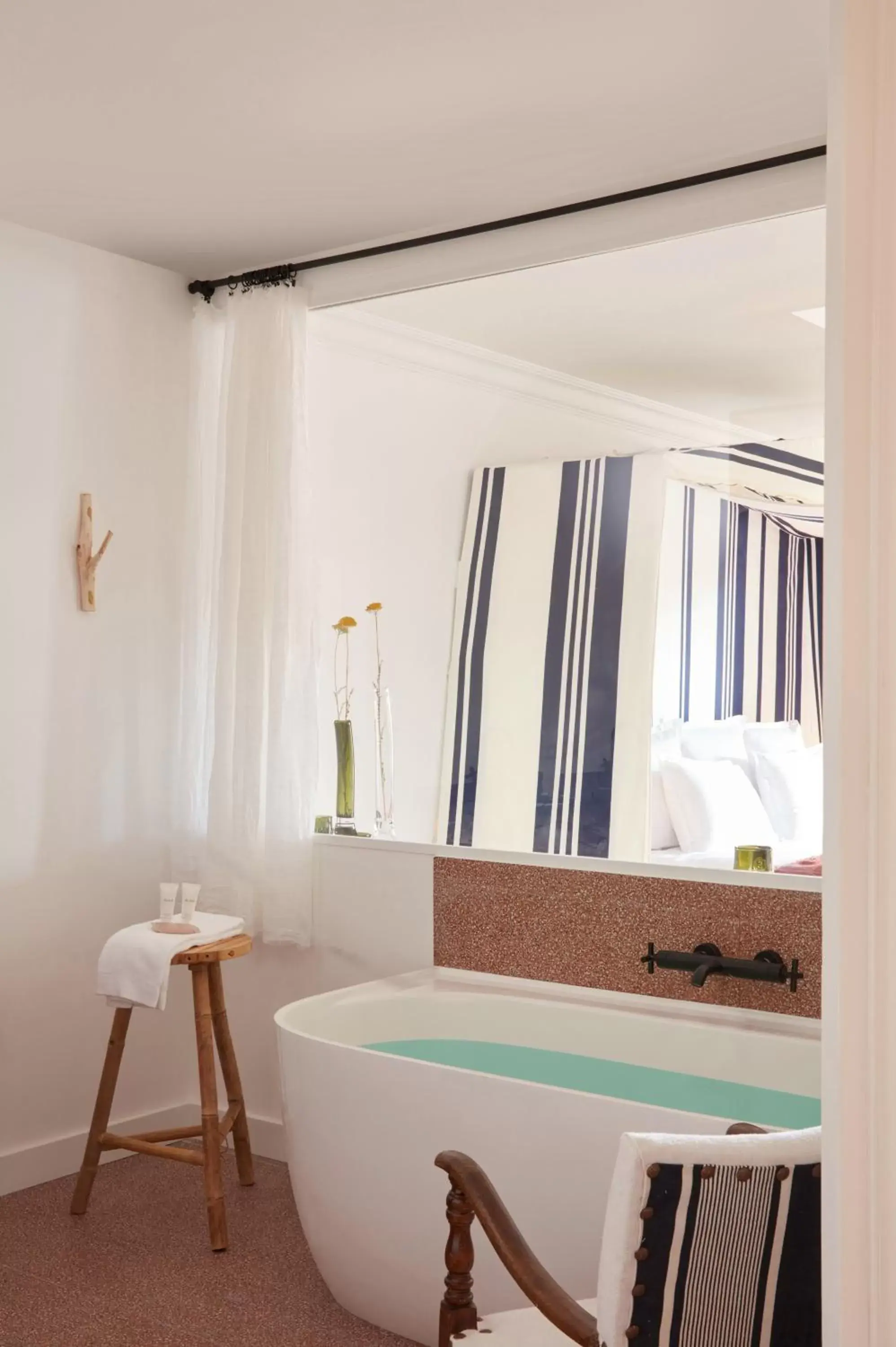 Bathroom in Brindos, Lac & Château - Relais & Châteaux - Anglet Biarritz