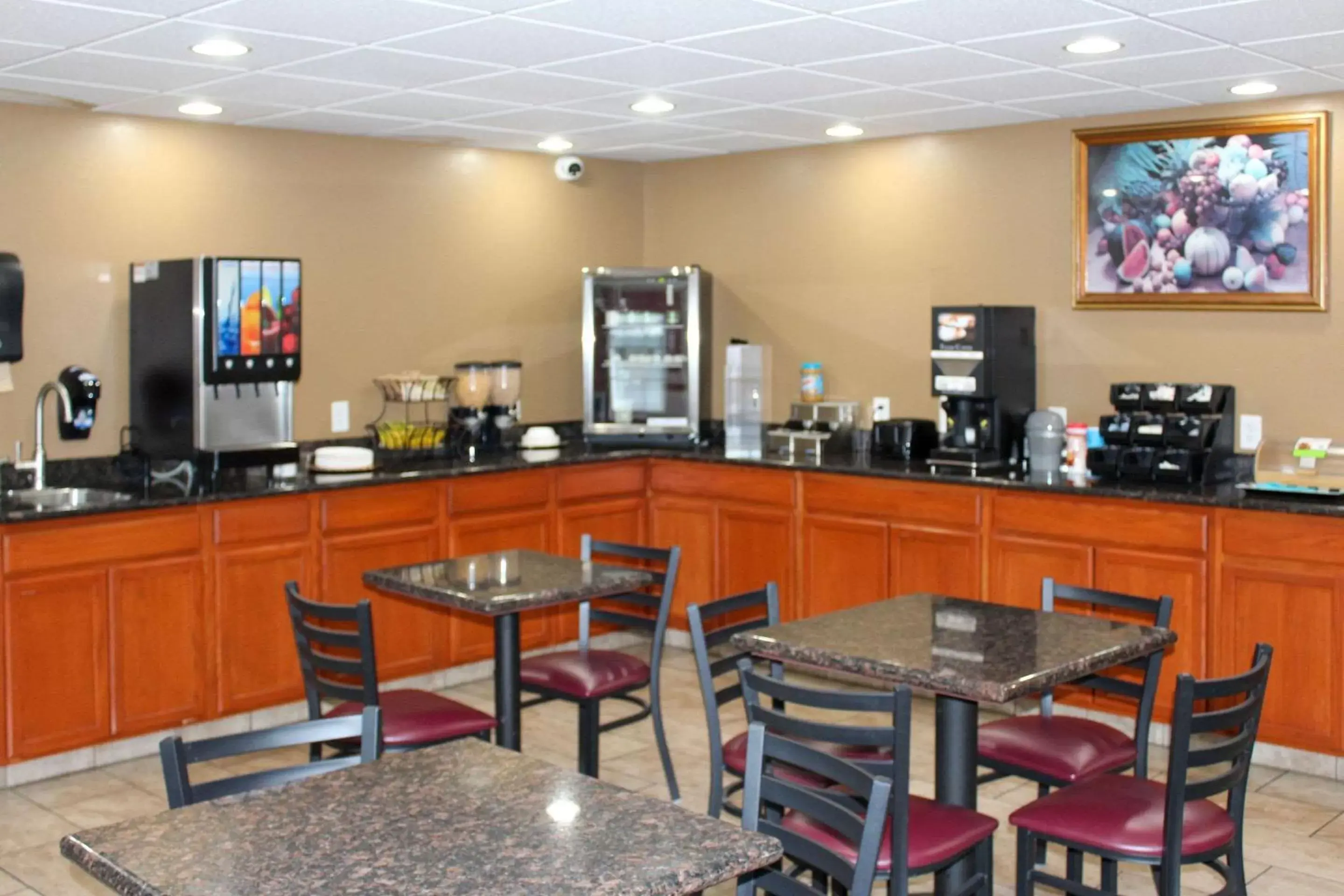 Breakfast, Restaurant/Places to Eat in Rodeway Inn Medford