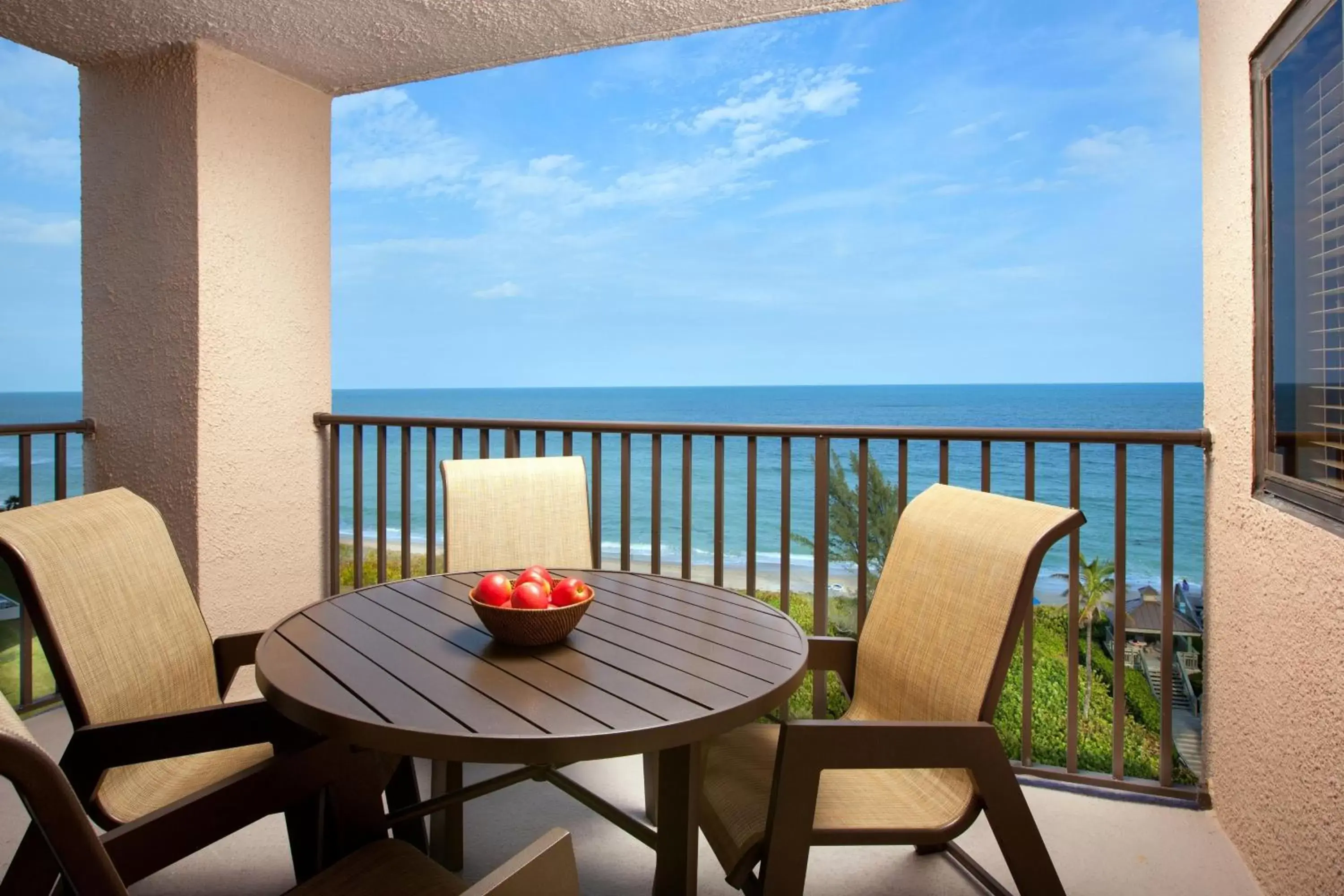 Photo of the whole room, Balcony/Terrace in Vistana Beach Club