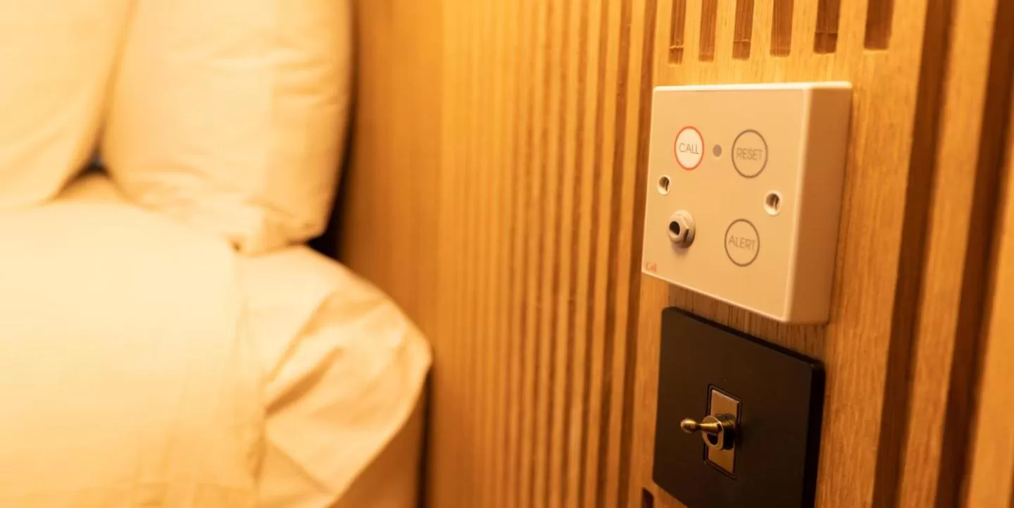 Bed in Mollie's Motel & Diner Bristol