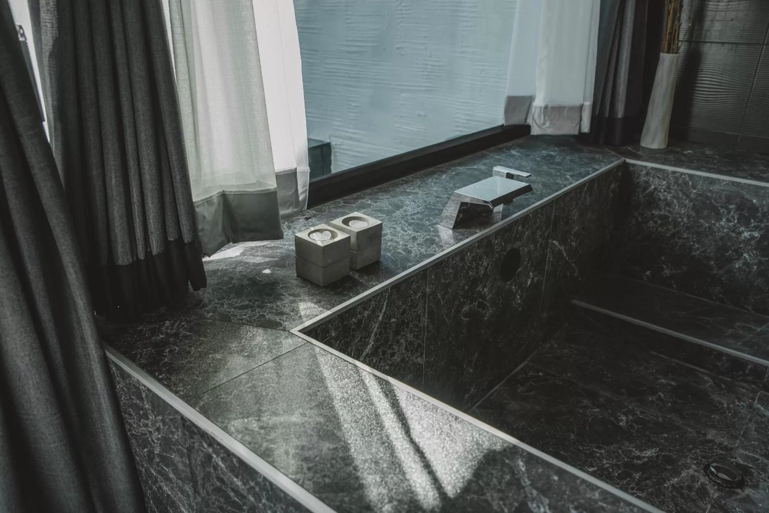 Area and facilities in Arun Dara Villa