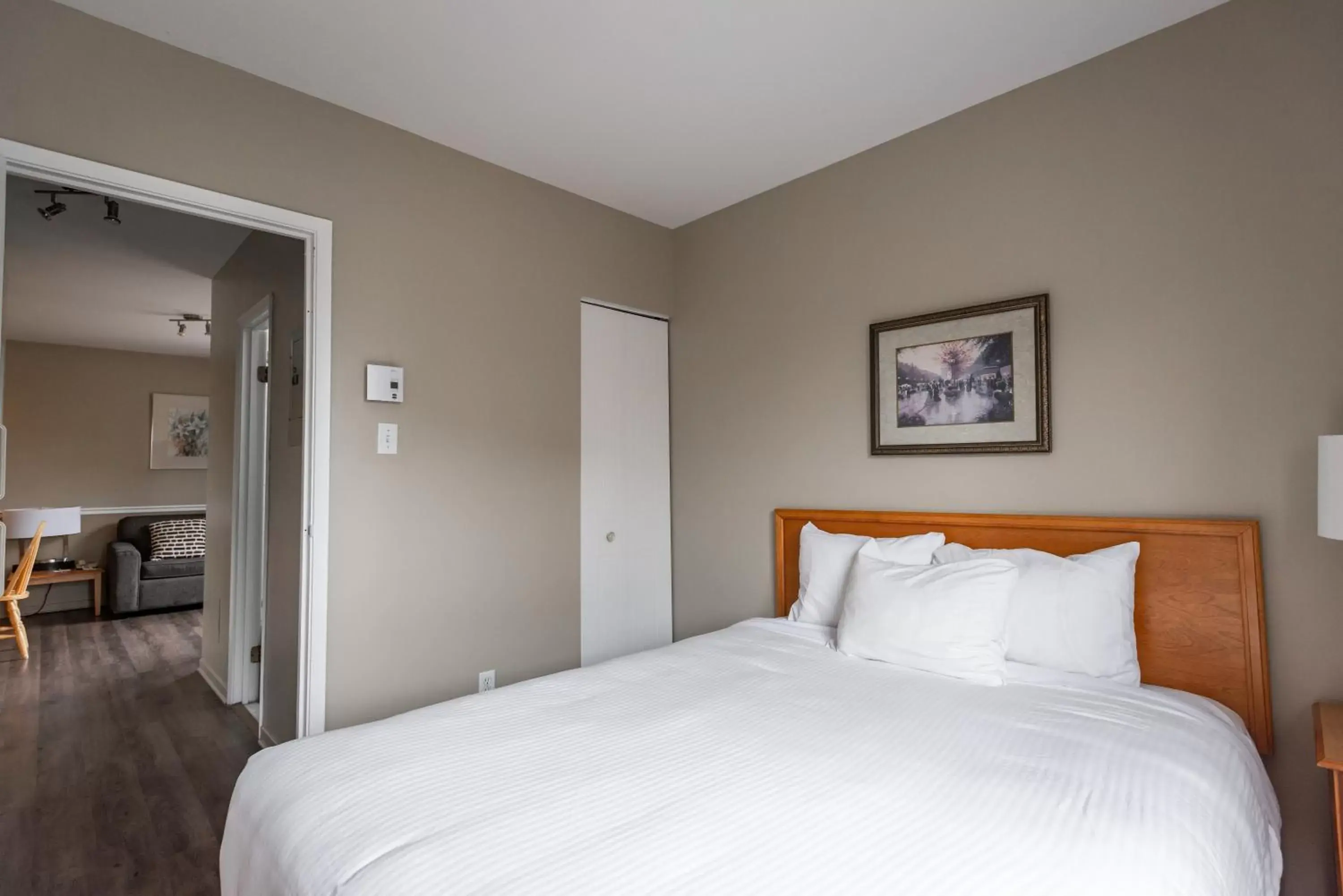 Bed in Hotel le Roberval Bed in Hotel le Roberval