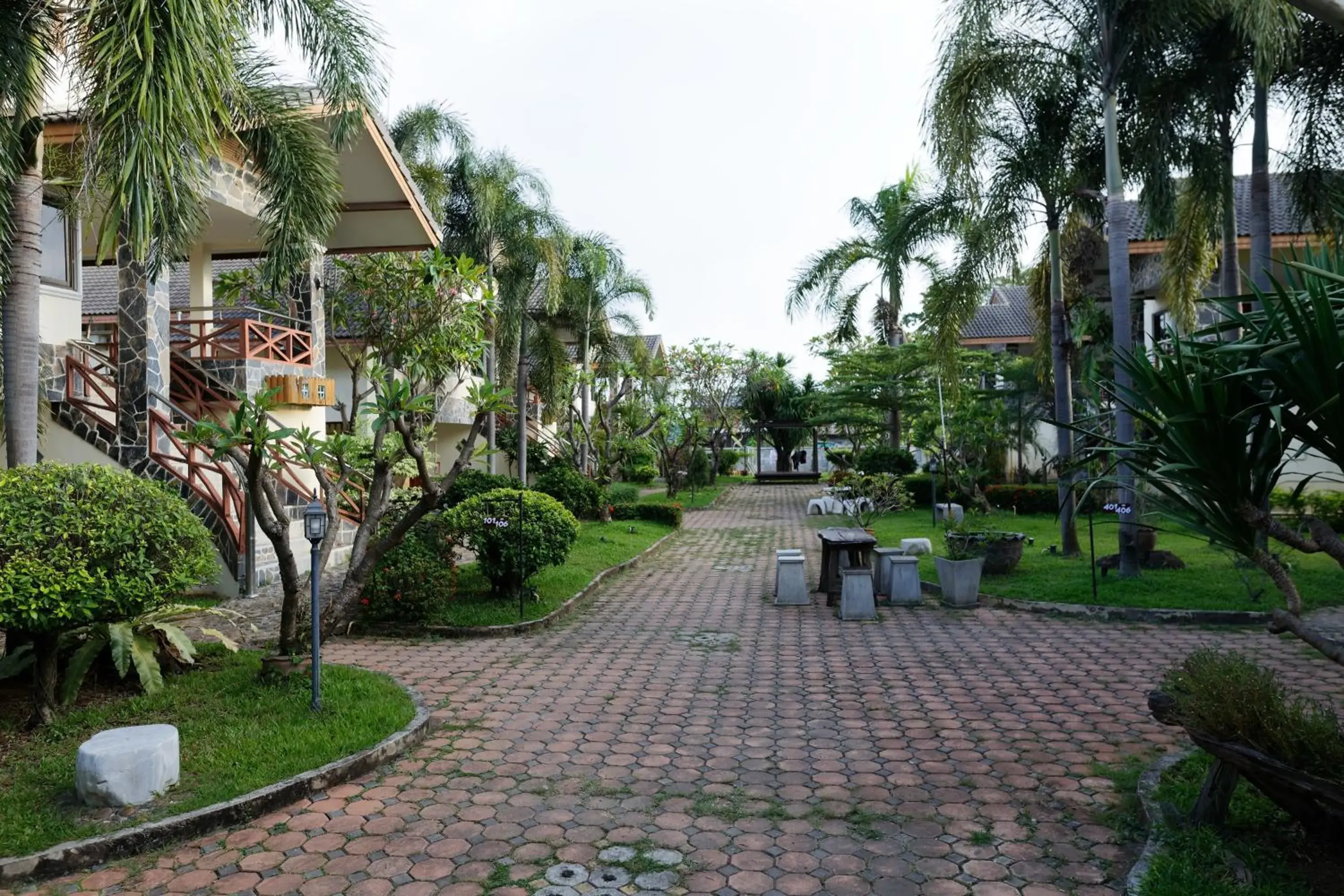 Garden view in TaLeKaew Resort SHA Garden view in TaLeKaew Resort SHA