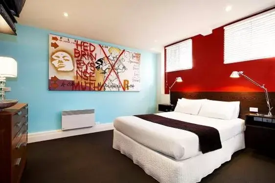 Photo of the whole room, Bed in Tolarno Hotel