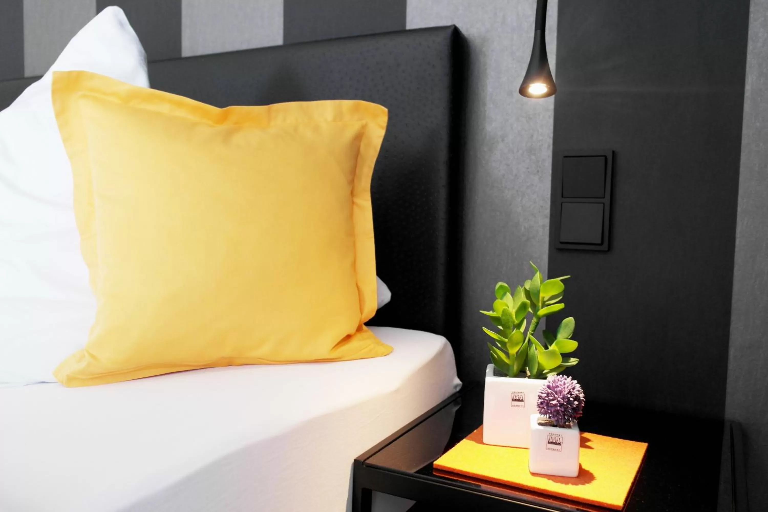 Decorative detail, Bed in Hotel Blauer Fasan