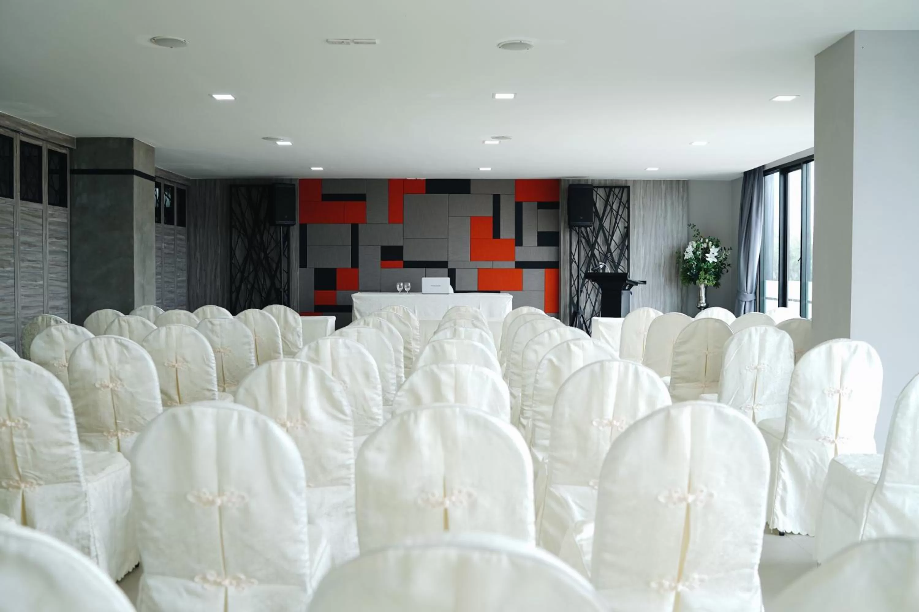 deVloft hotel Korat