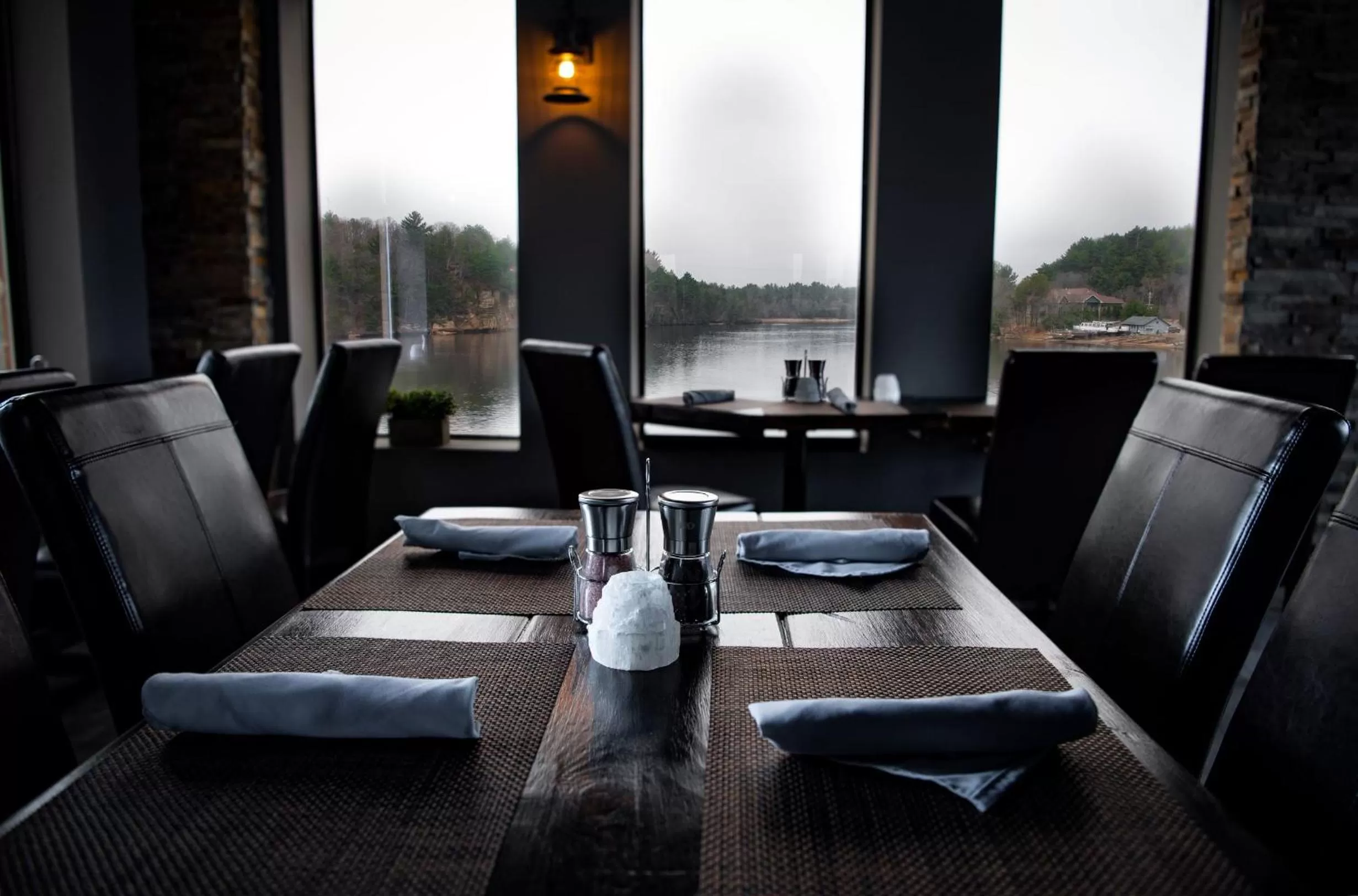 Restaurant/places to eat in The VUE Boutique Hotel & Boathouse