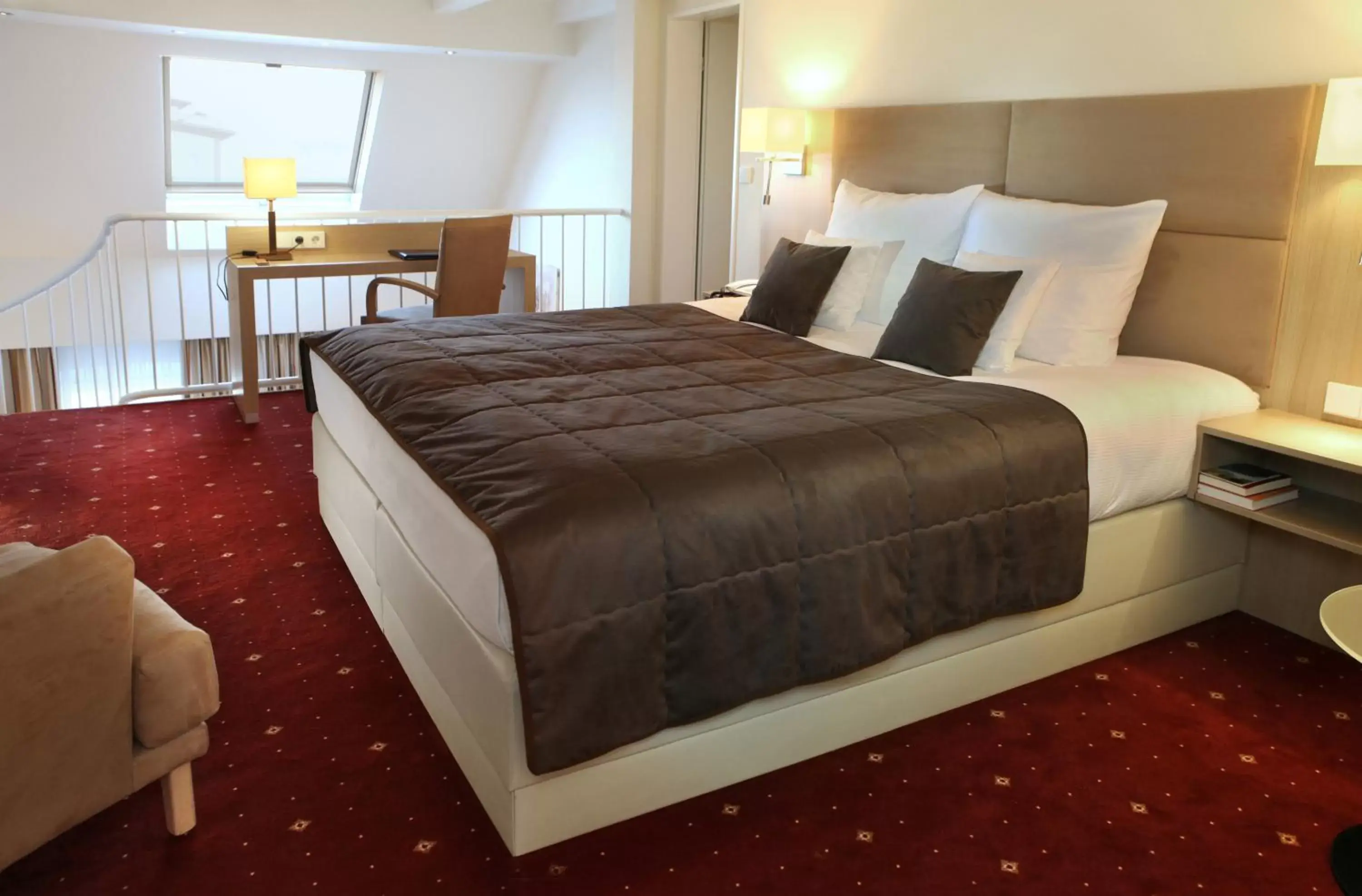 Photo of the whole room, Bed in Best Western Hotel zur Post