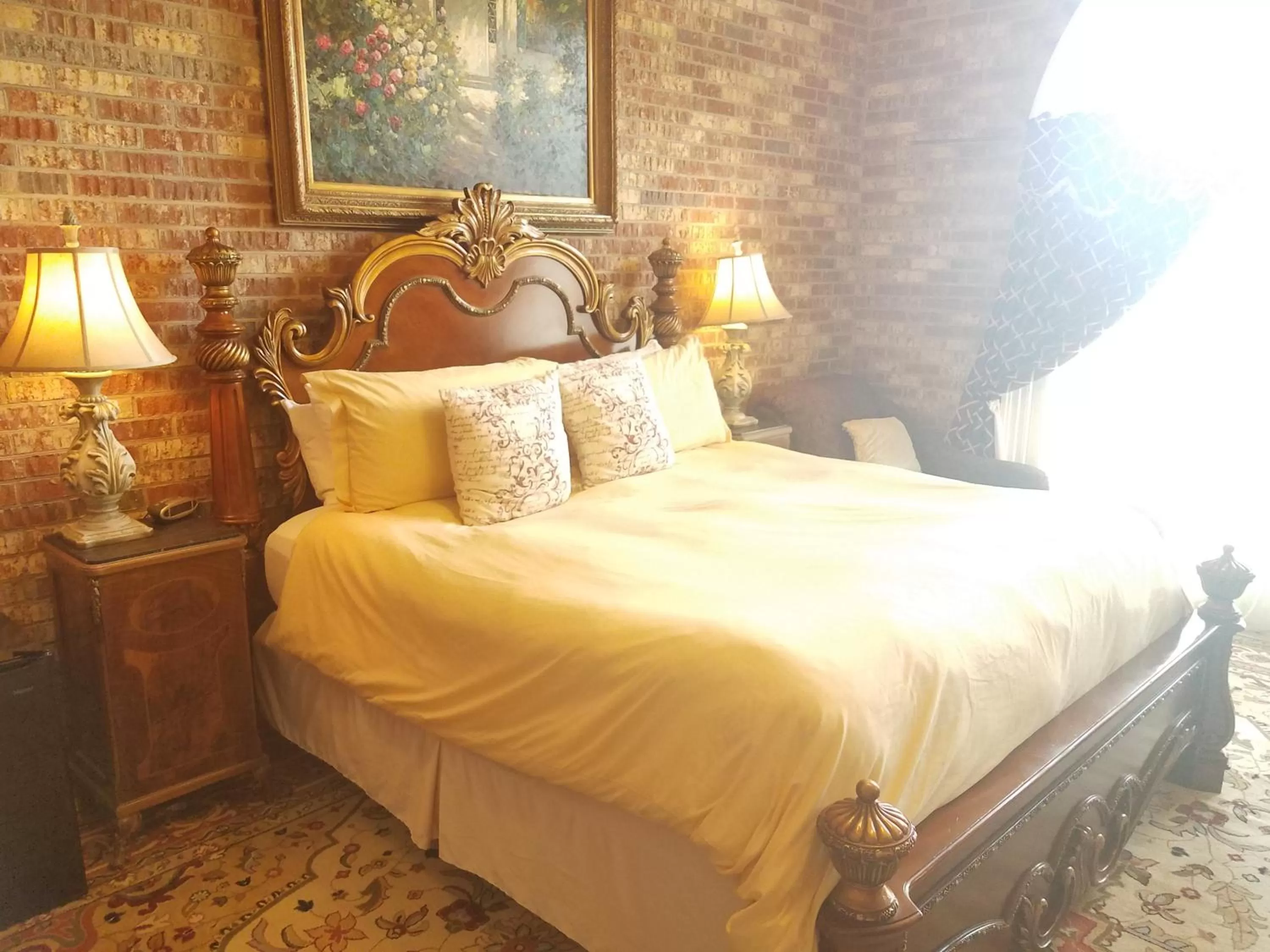 Bed in Old Brick Inn