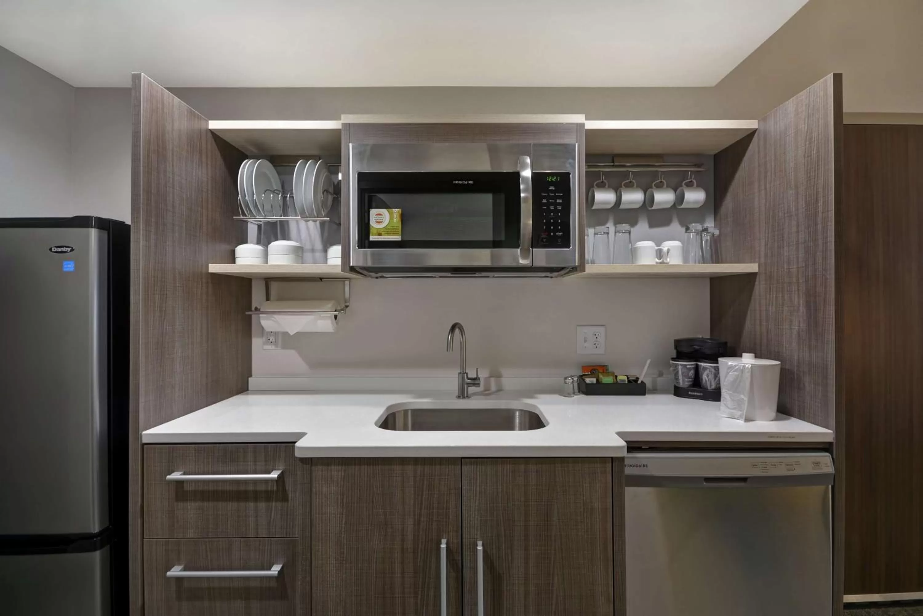 Kitchen or kitchenette in Home2 Suites By Hilton Dayton South