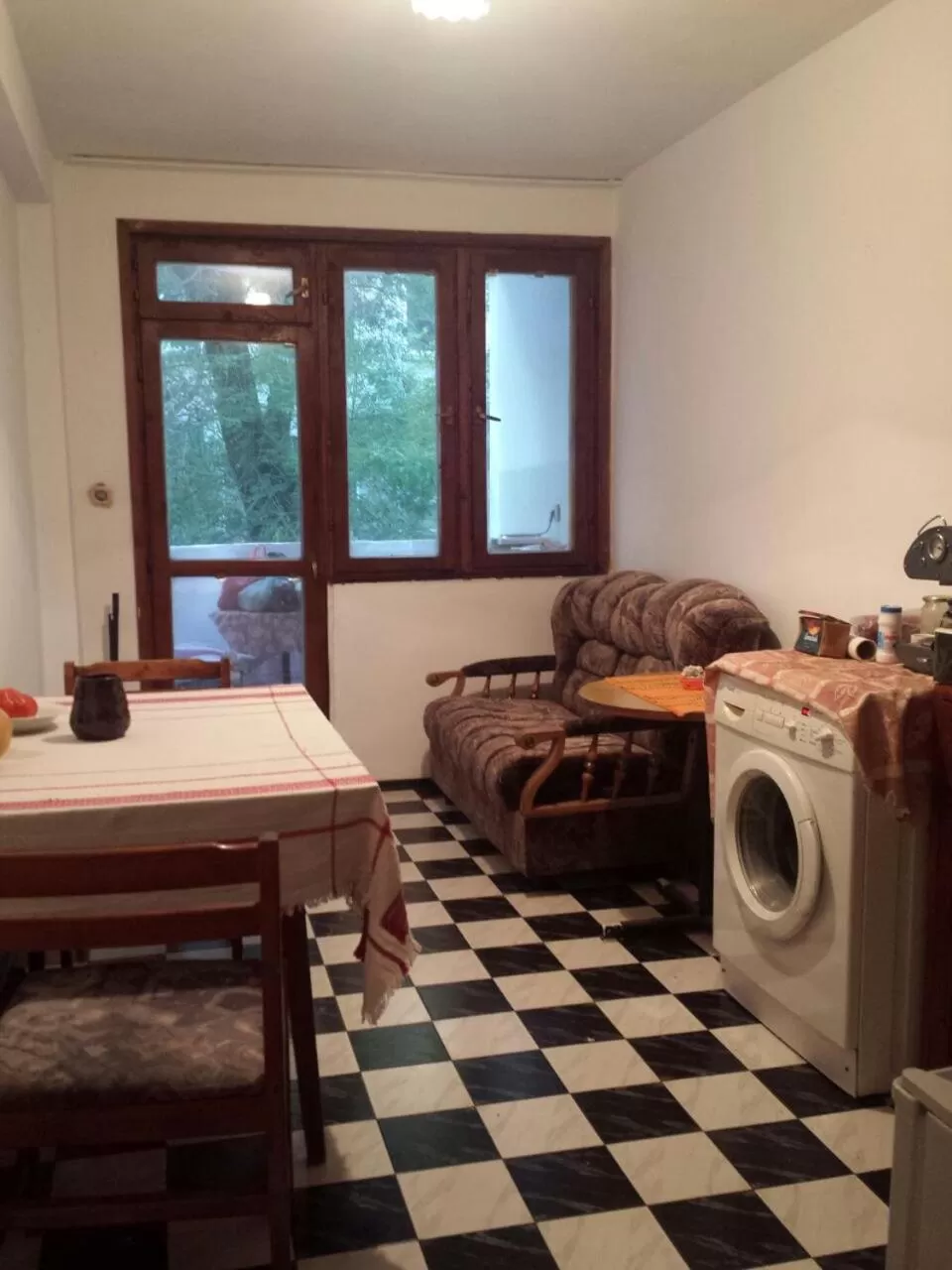 Kitchen or kitchenette, Seating Area in Аria B&B