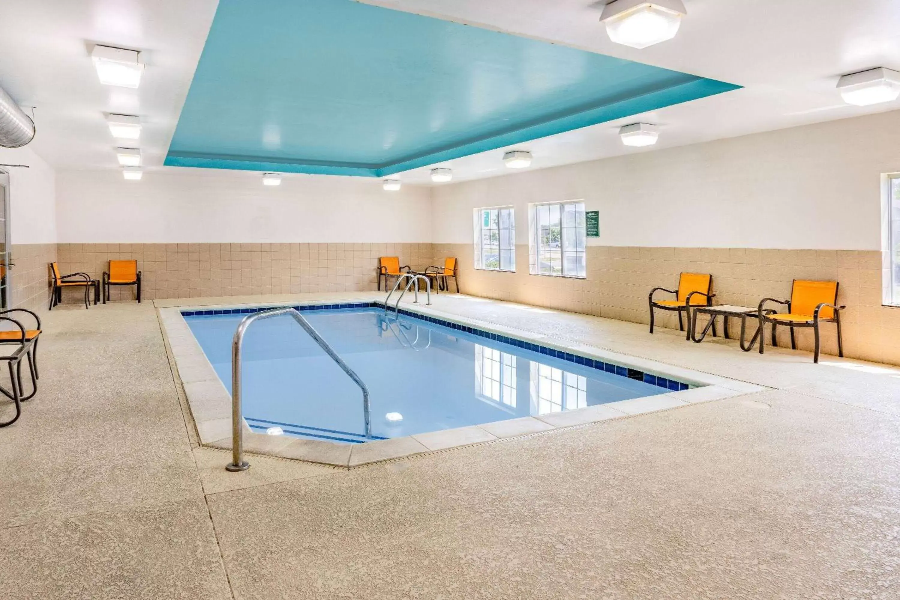 Pool view, Swimming Pool in La Quinta by Wyndham Norfolk Airport