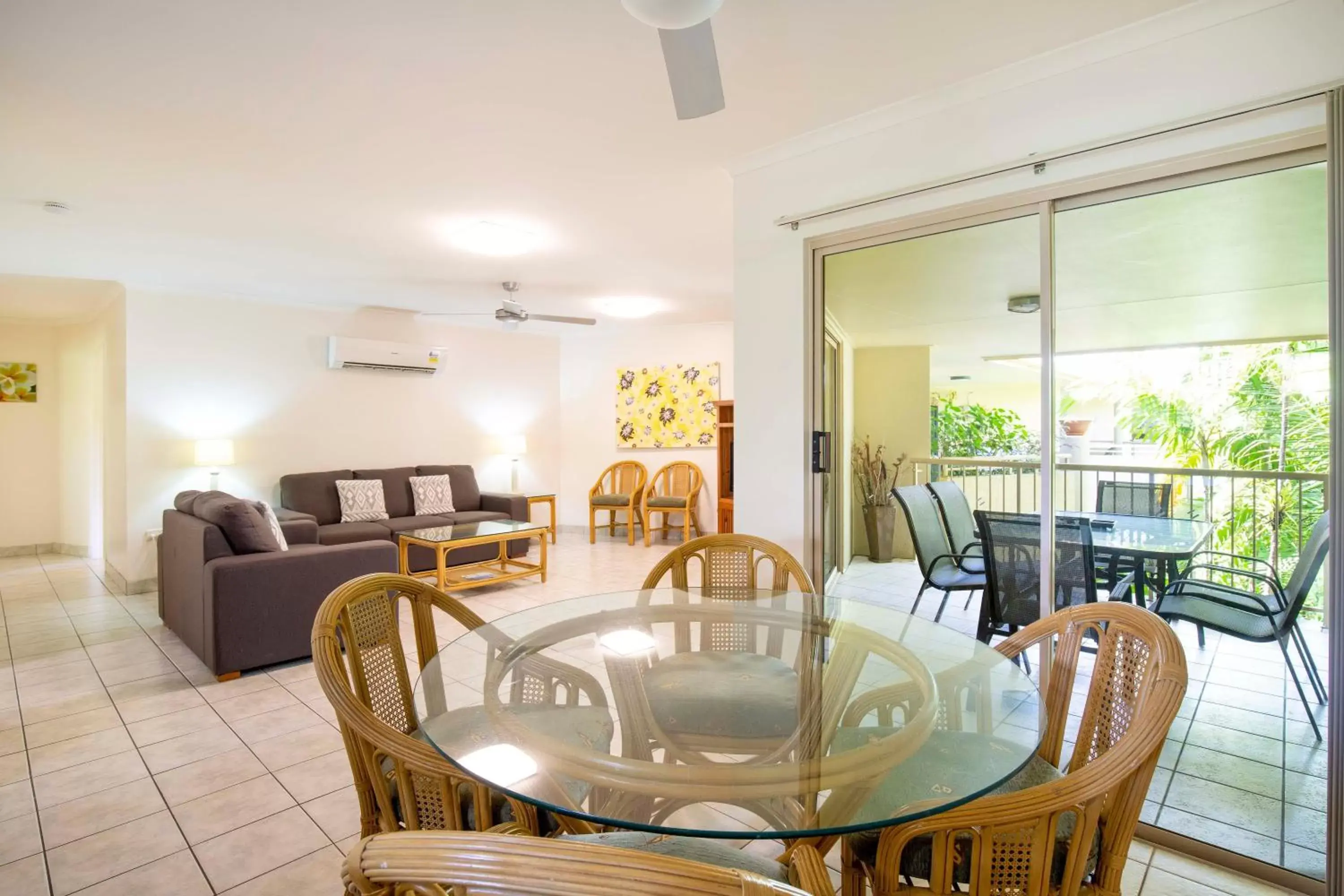 Dining Area in Port Douglas Sands Resort