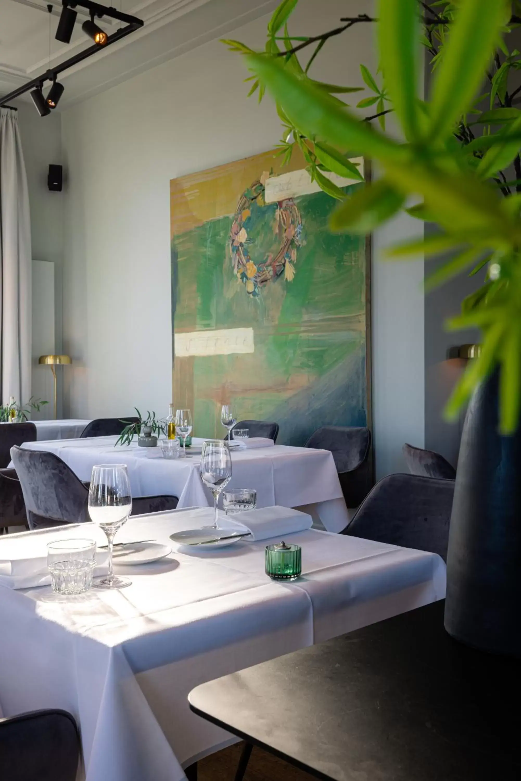 Restaurant/Places to Eat in Pillows Luxury Boutique Hotel aan de IJssel