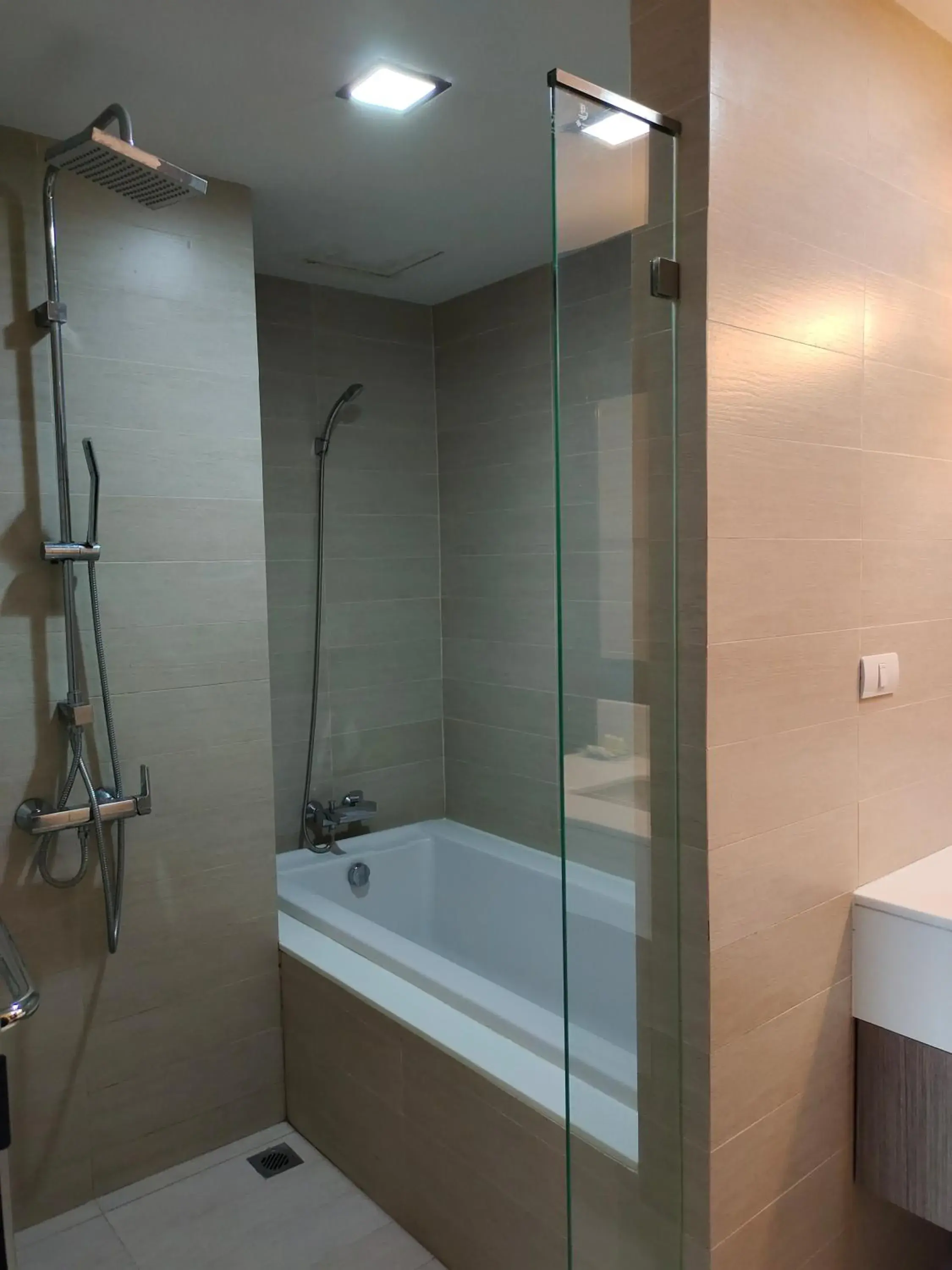 Bathroom in Avatar Suites Hotel - SHA Extra Plus