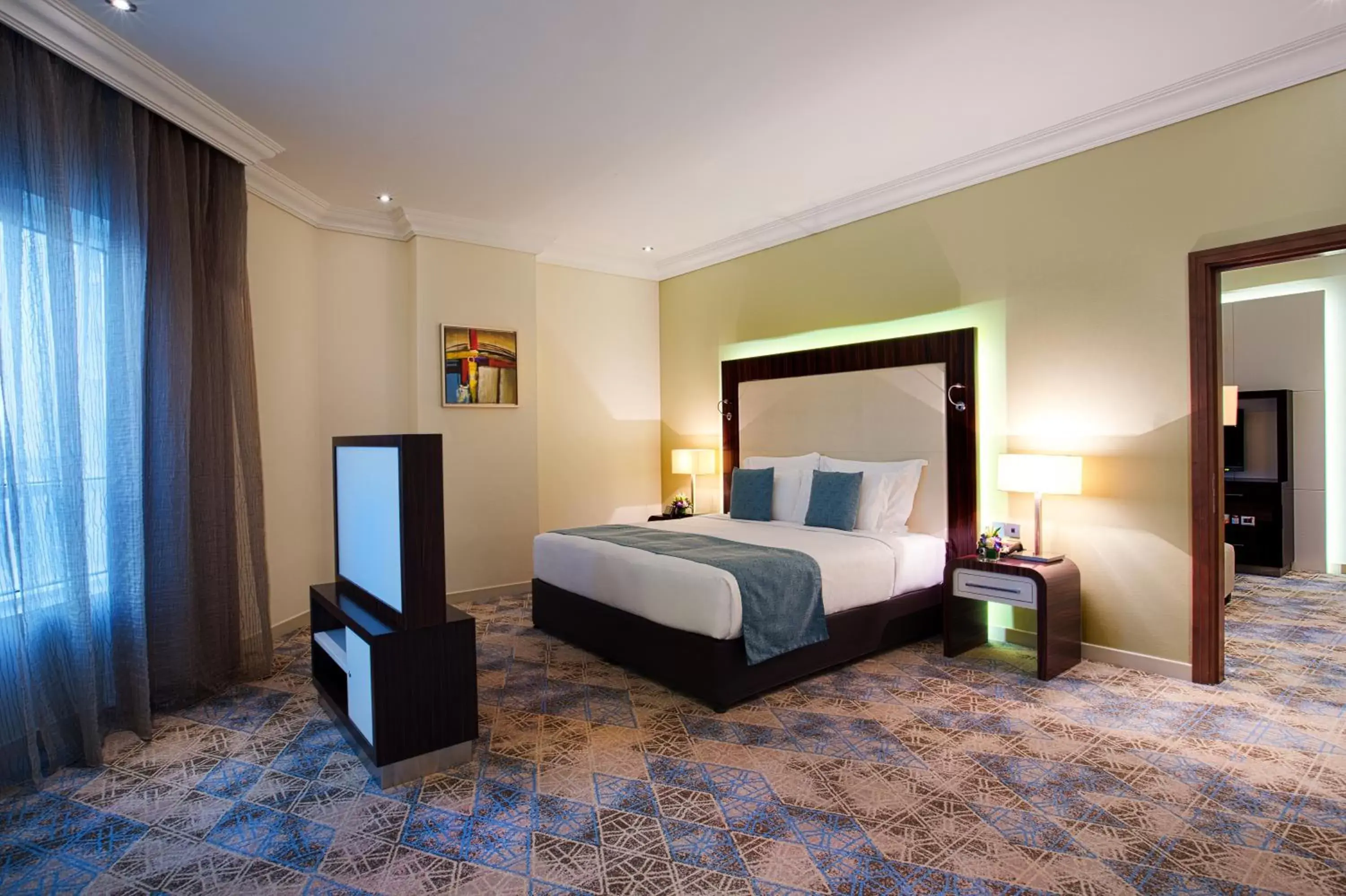 Bedroom, Bed in Elite Byblos Hotel