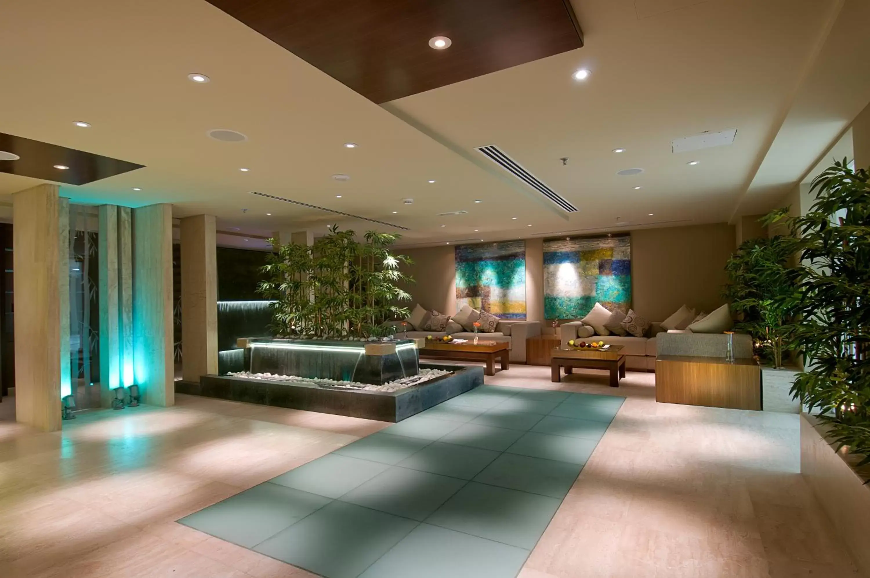 Massage, Lobby/Reception in Grand Millennium Al Wahda Hotel and Executive Apartments Abu Dhabi
