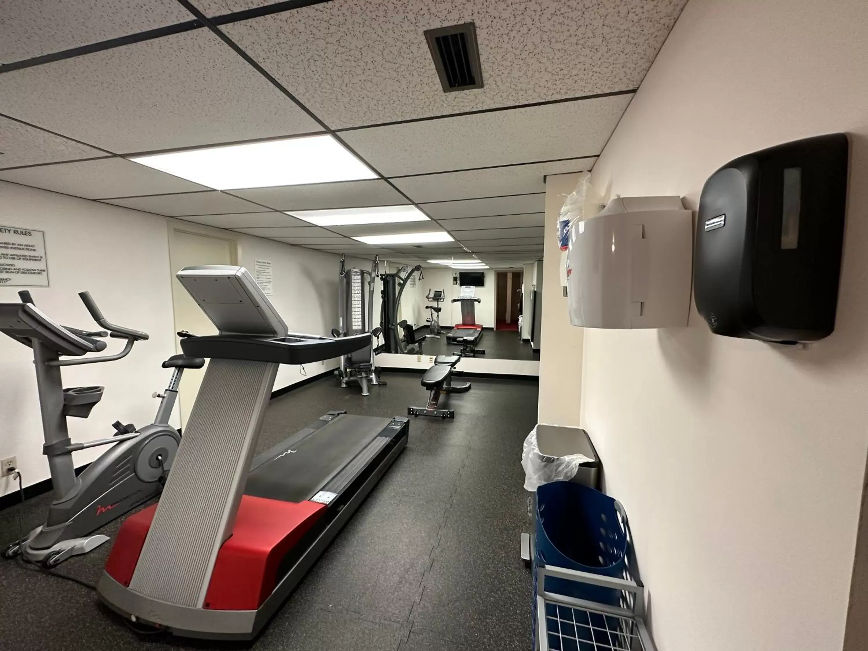 Fitness Center/Facilities in Super 8 by Wyndham Lethbridge