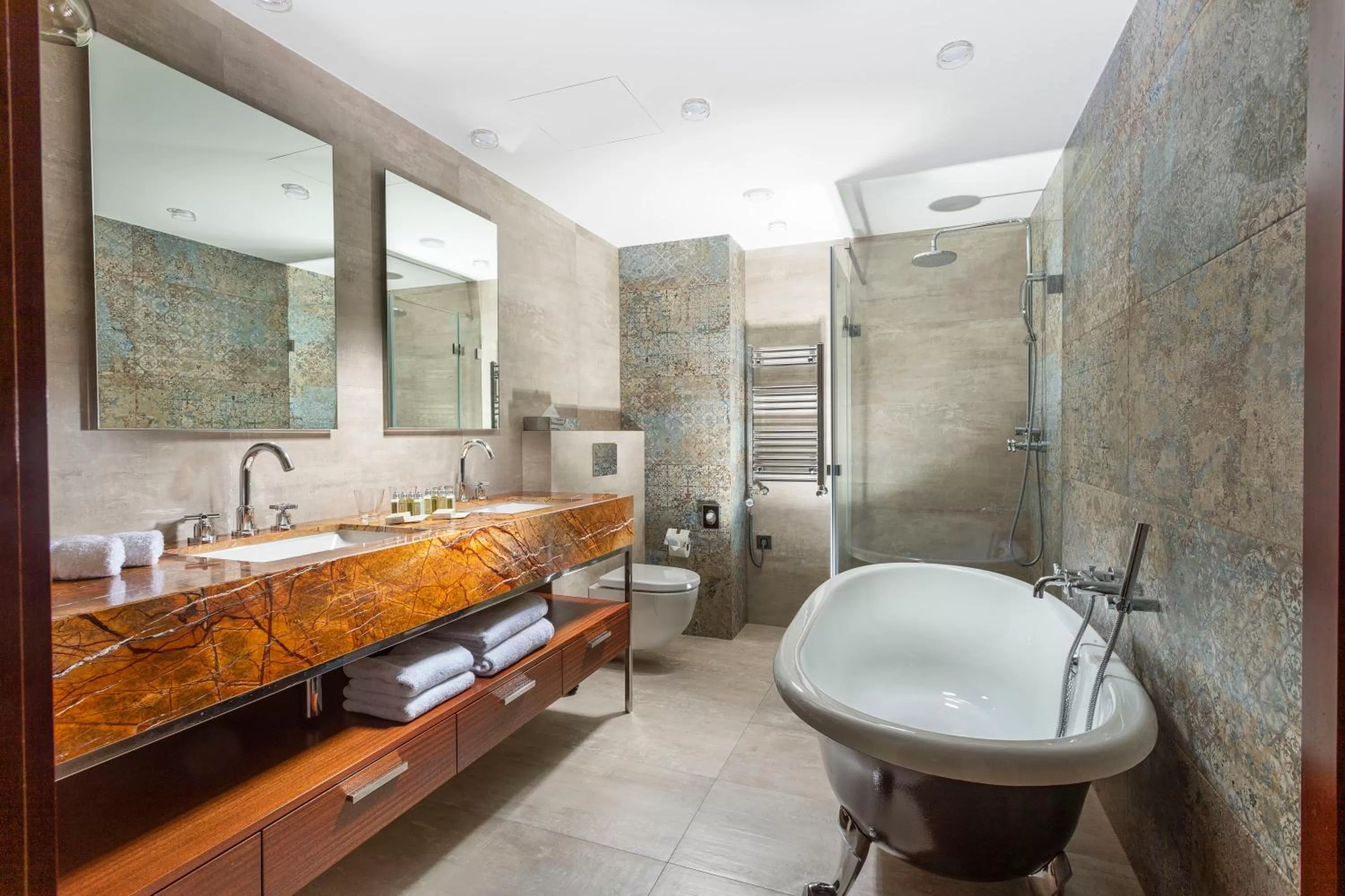 Bathroom in Jalta Boutique Hotel