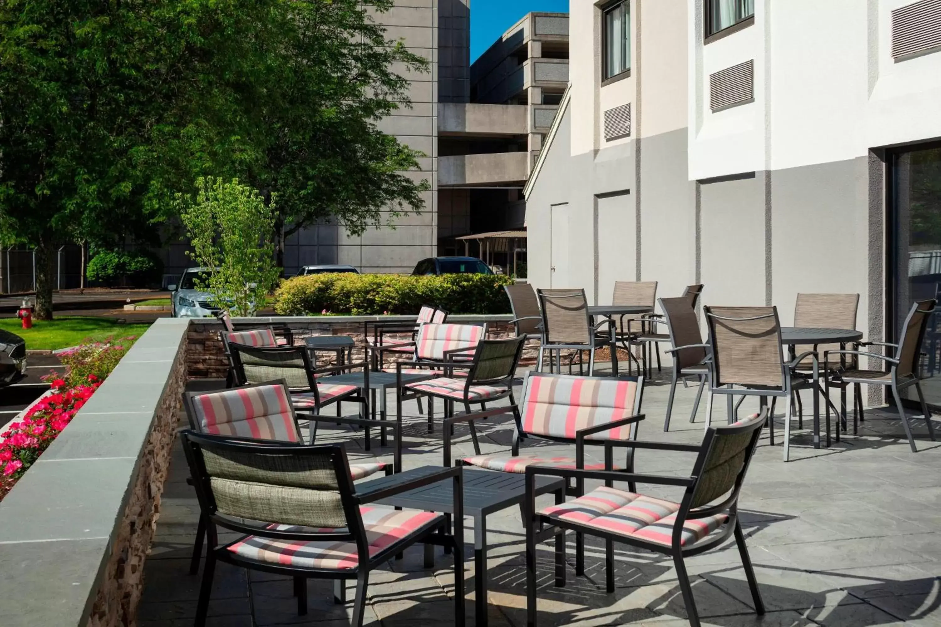 Property building, Restaurant/Places to Eat in Fairfield Inn & Suites by Marriott Providence Airport Warwick