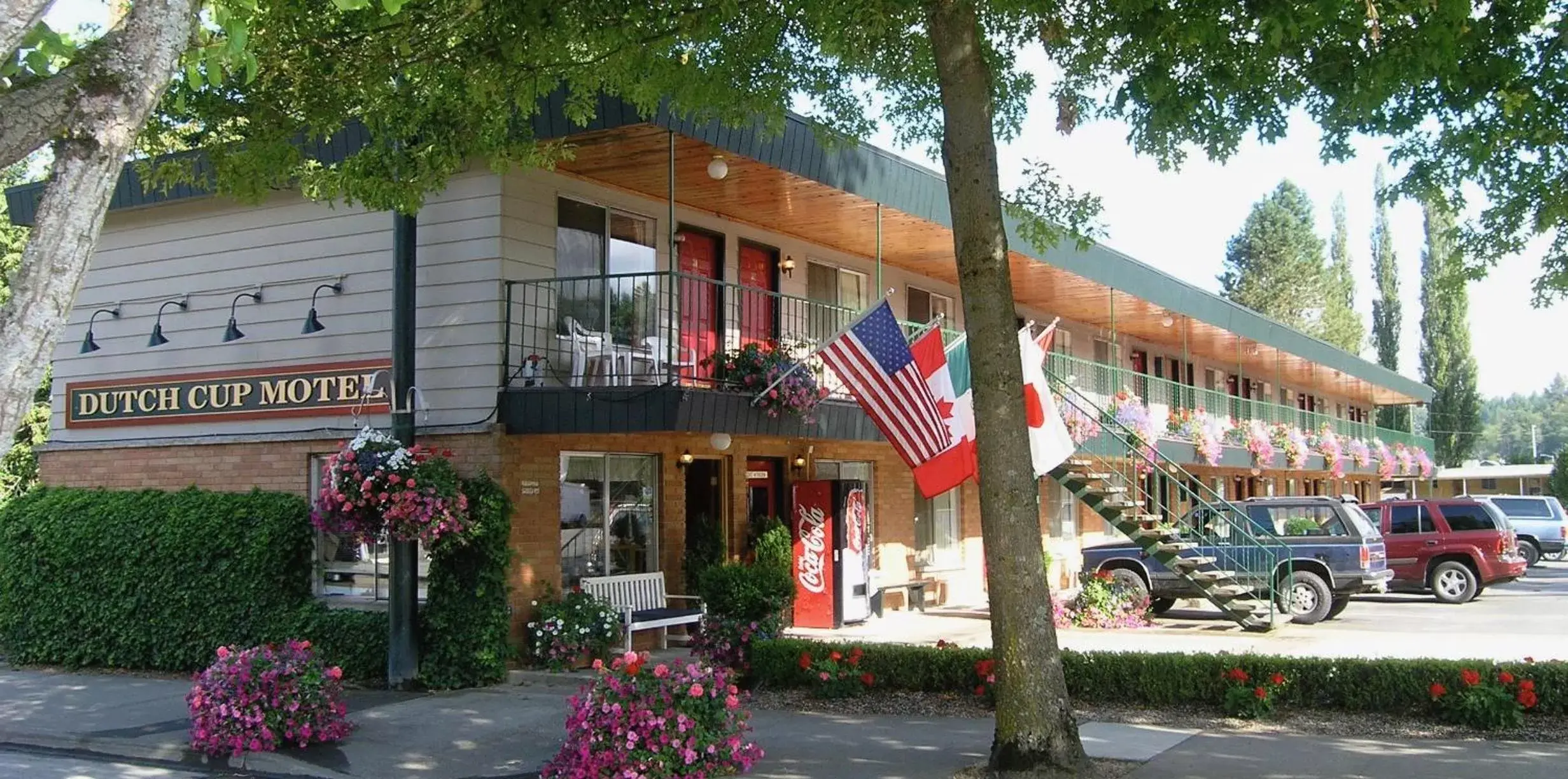 Property Building in Dutch Cup Motel