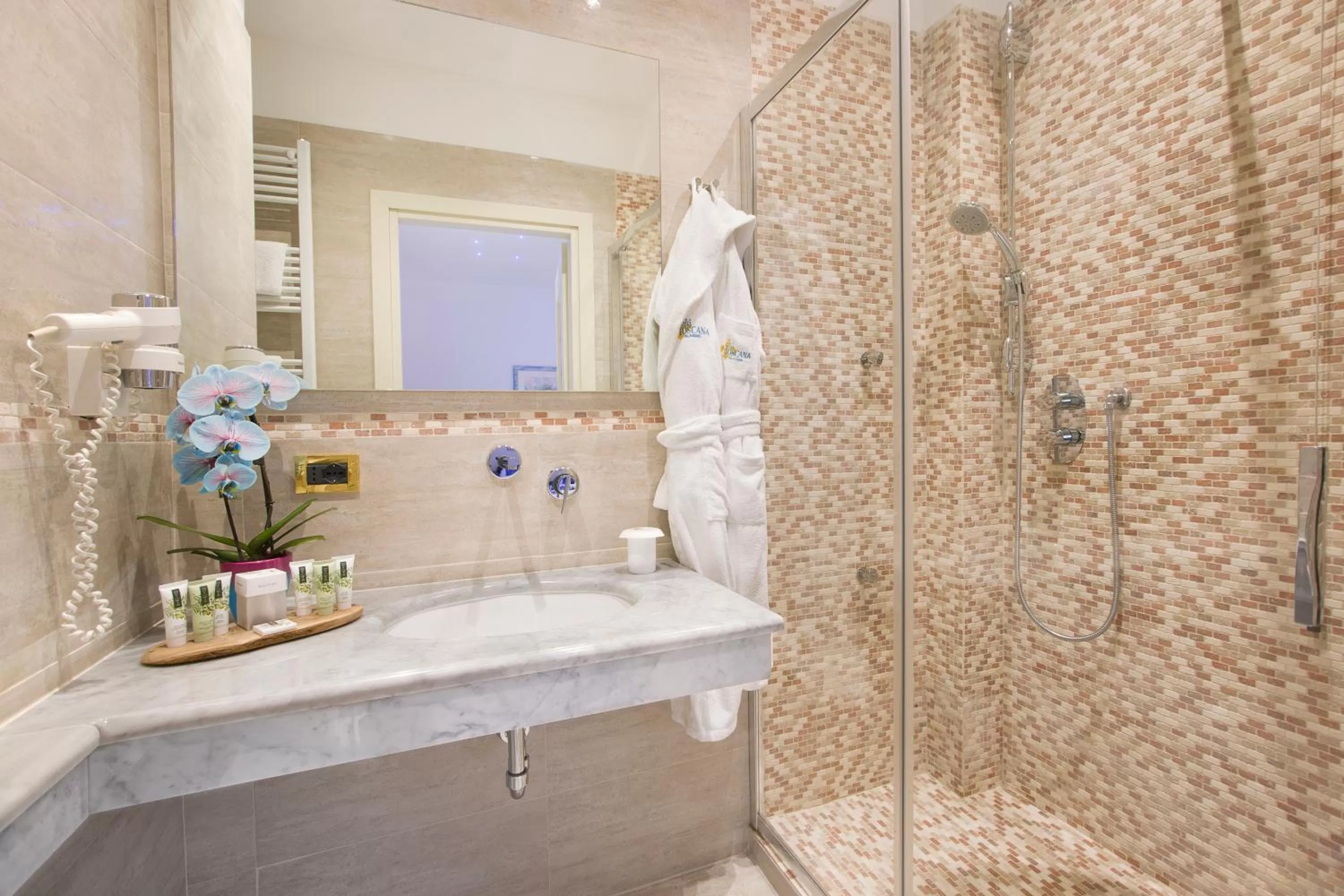 Hotel Ristorante Toscana