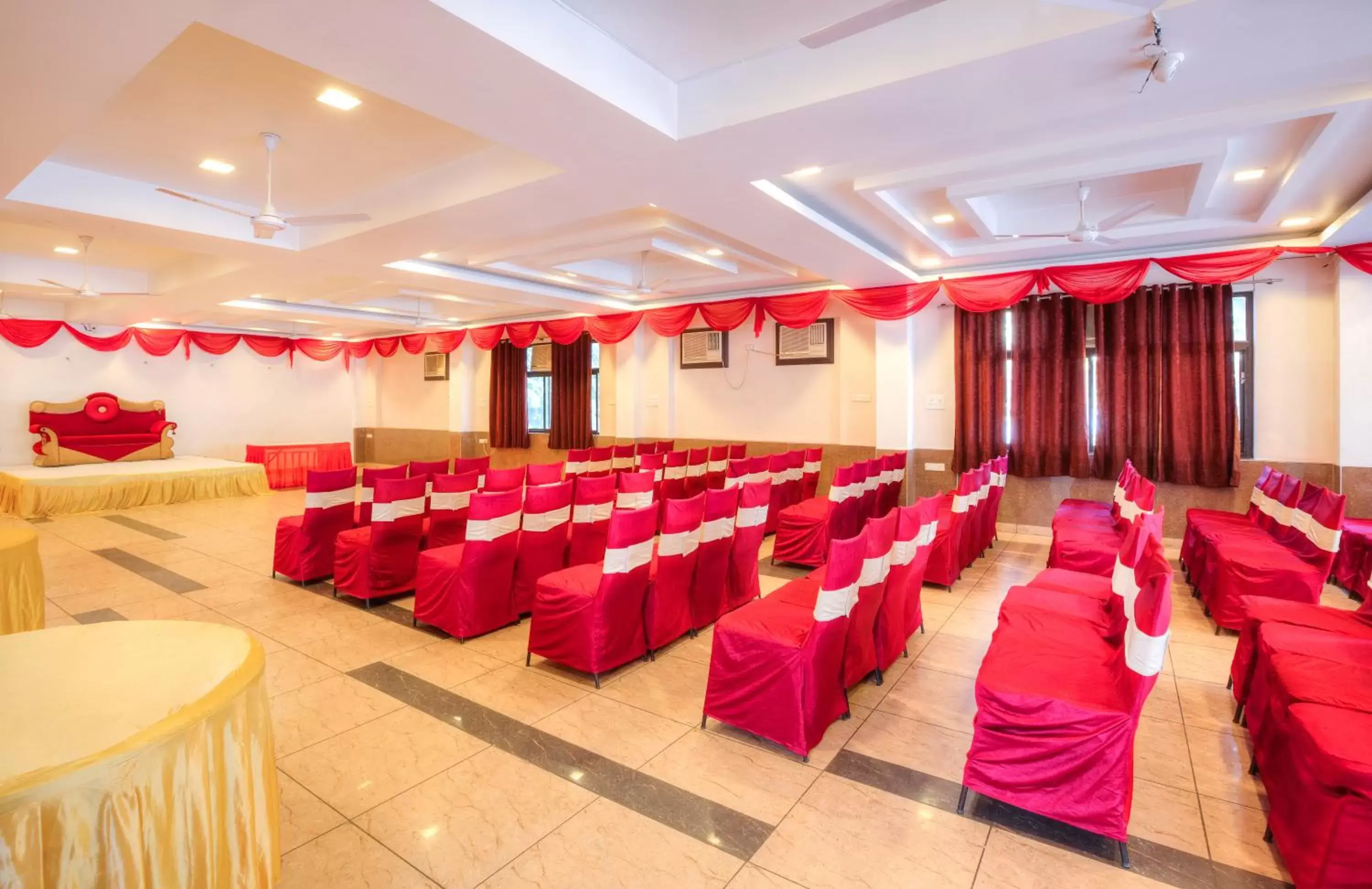 Business facilities, Banquet Facilities in Treebo Trend Shivam Inn Haniman