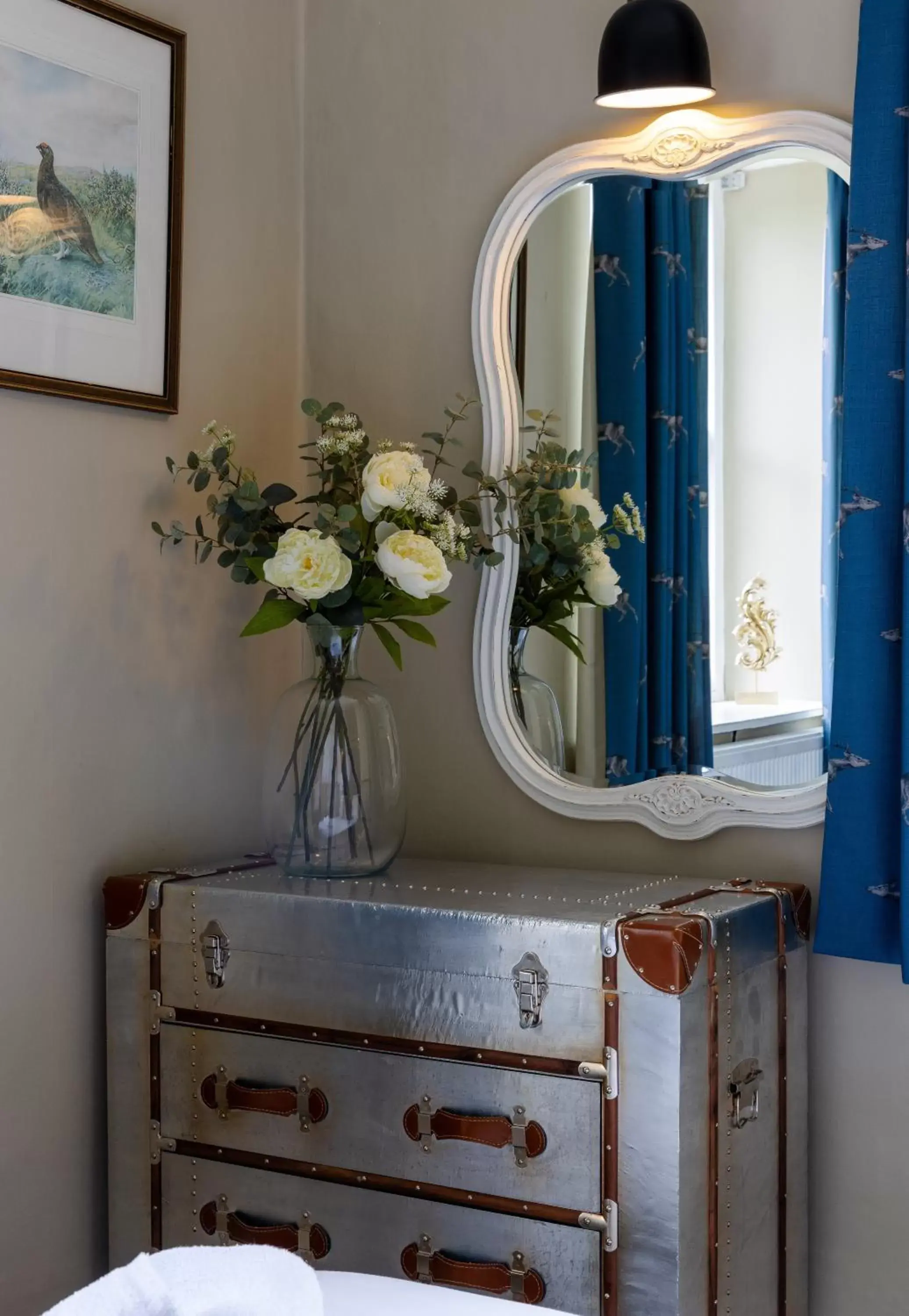 Bedroom in The Lower Buck Inn