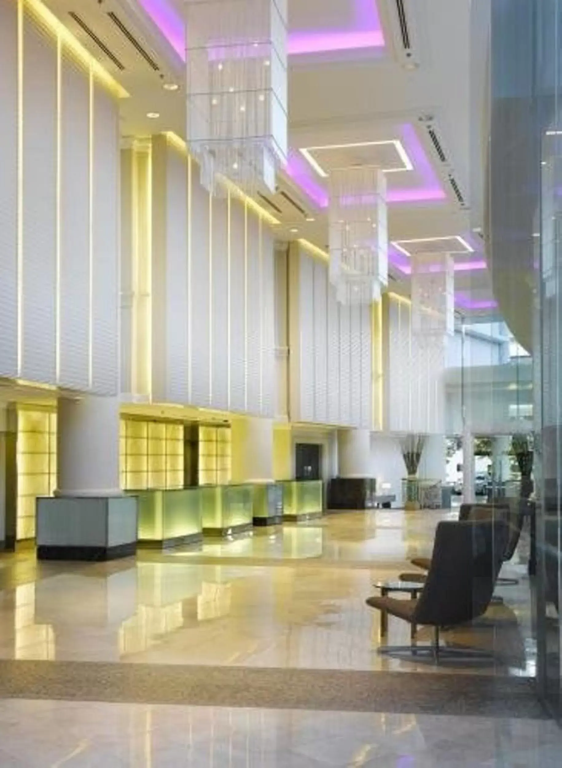 Lobby or reception in Thistle Johor Bahru